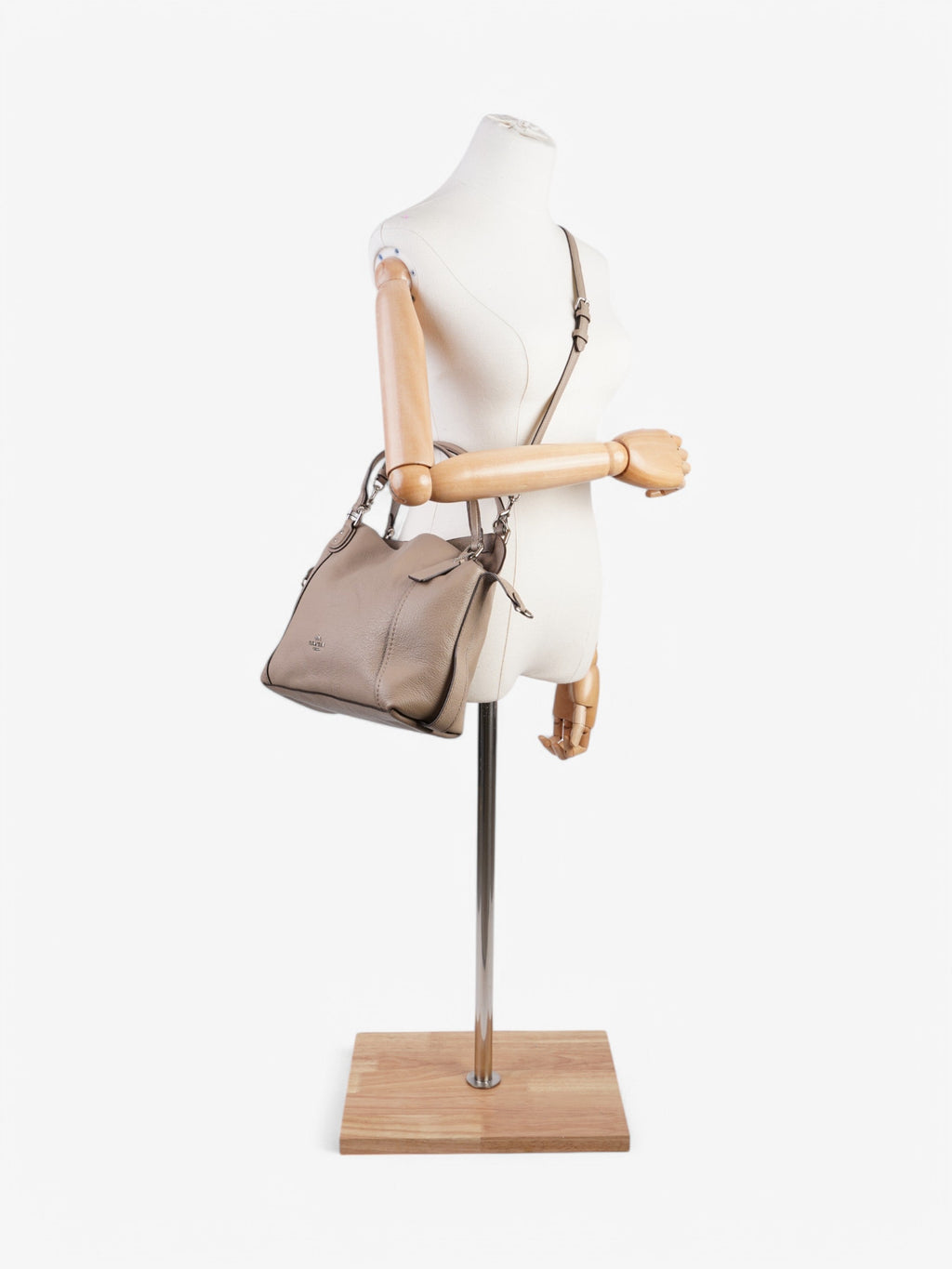 Coach Shoulder Bag Beige Leather One SIze