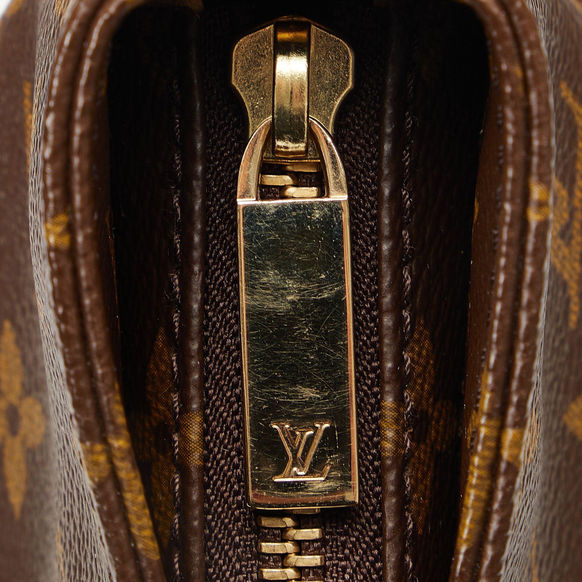 Louis Vuitton Looping GM Monogram Canvas