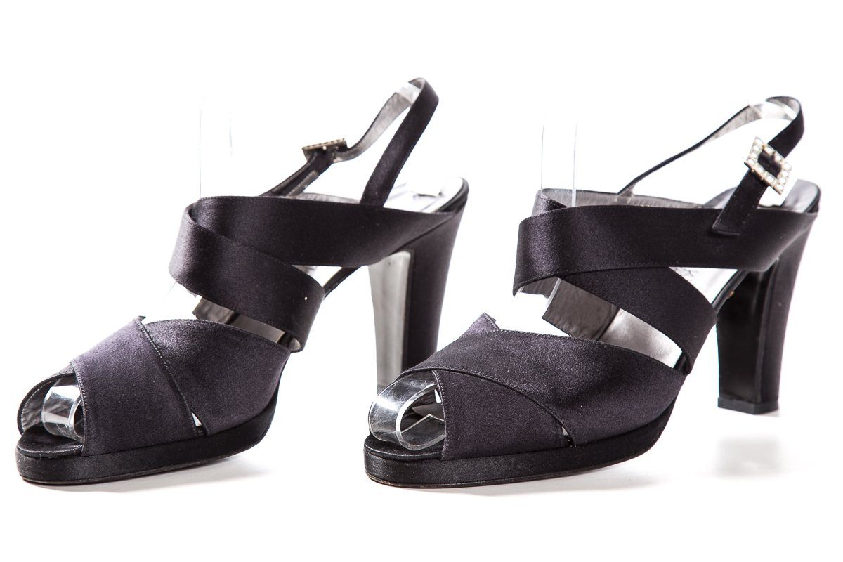 Calvin Klein Black Vintage Satin Buckle Closure Sandals SZ 9 SALE