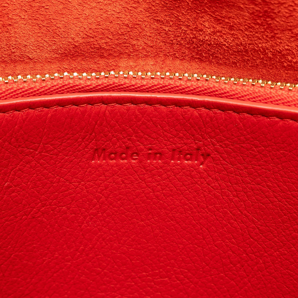 Celine Blade Leather Crossbody (SHG-hoKlNu)