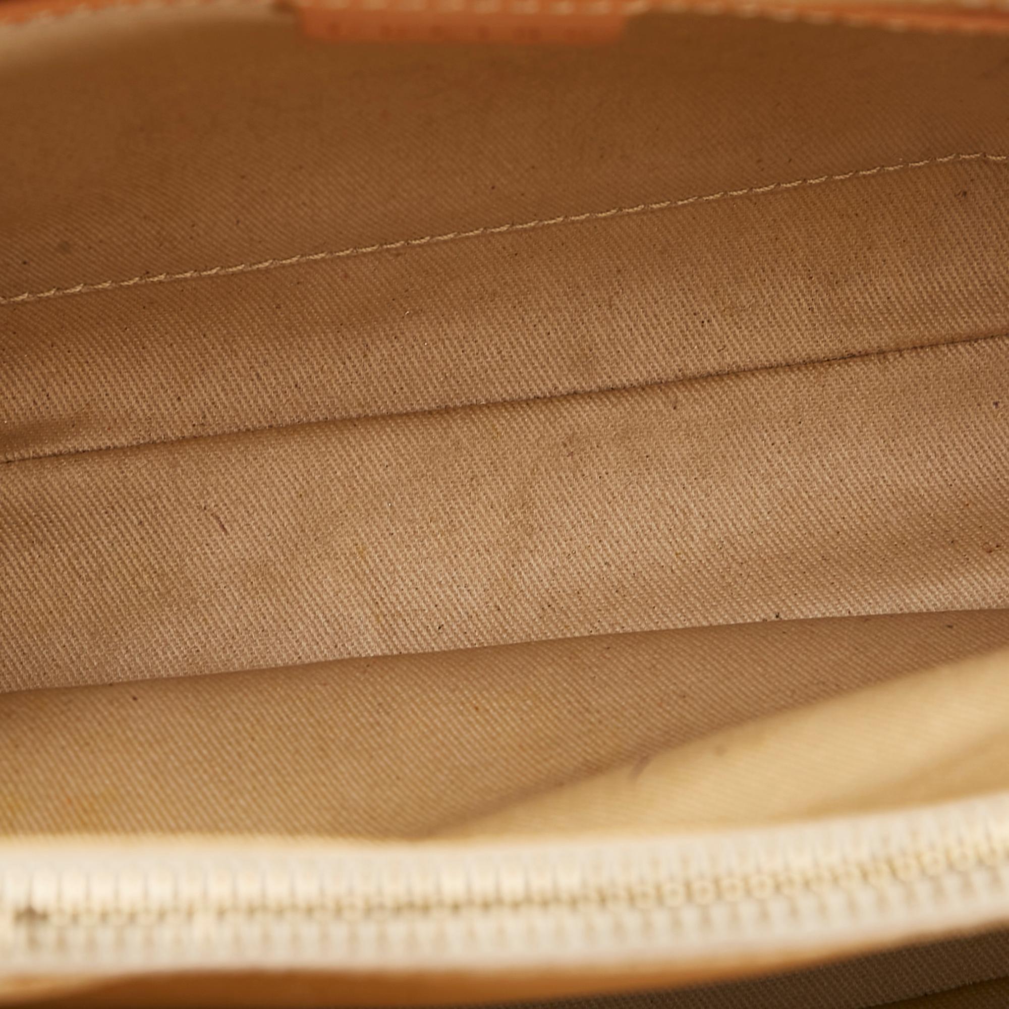 Celine C Macadam Tote (SHG-35138)