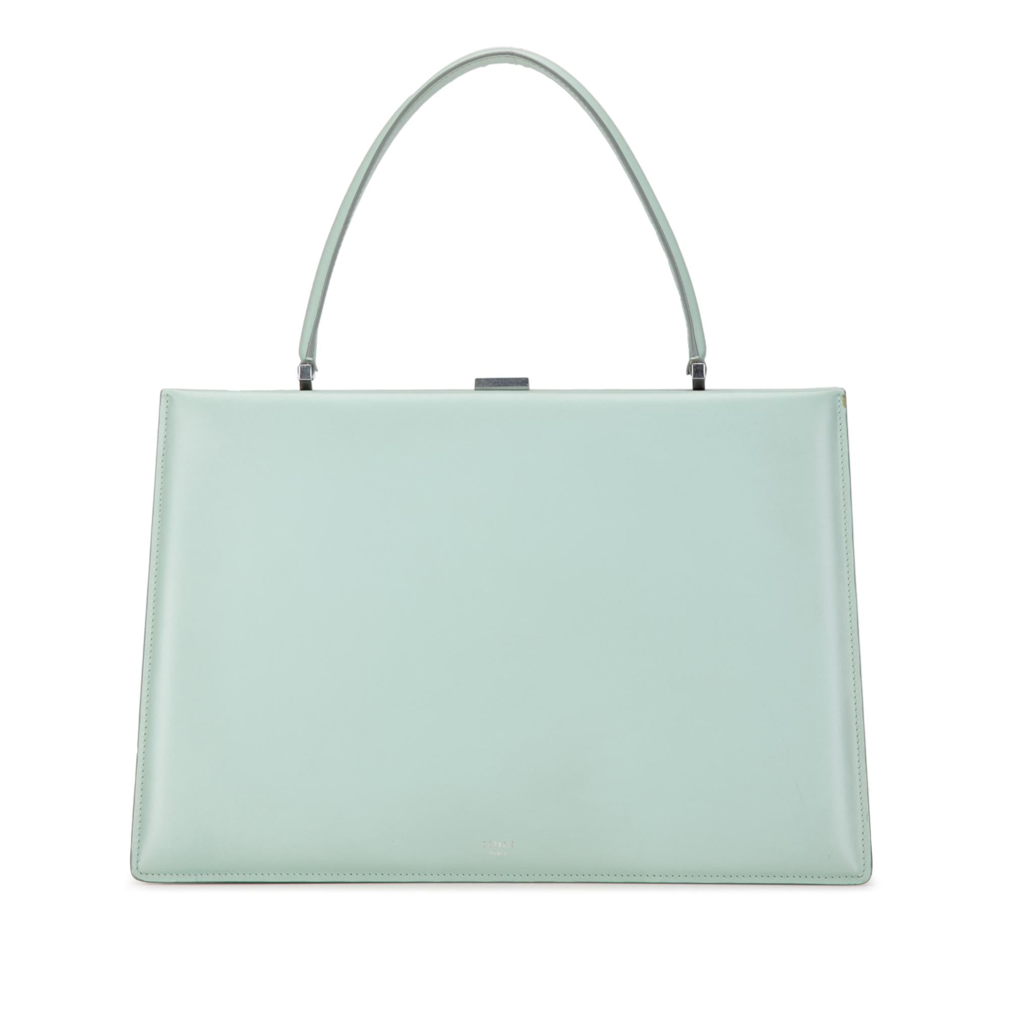 Celine Clasp Leather Tote (SHG-ZiQtQH)