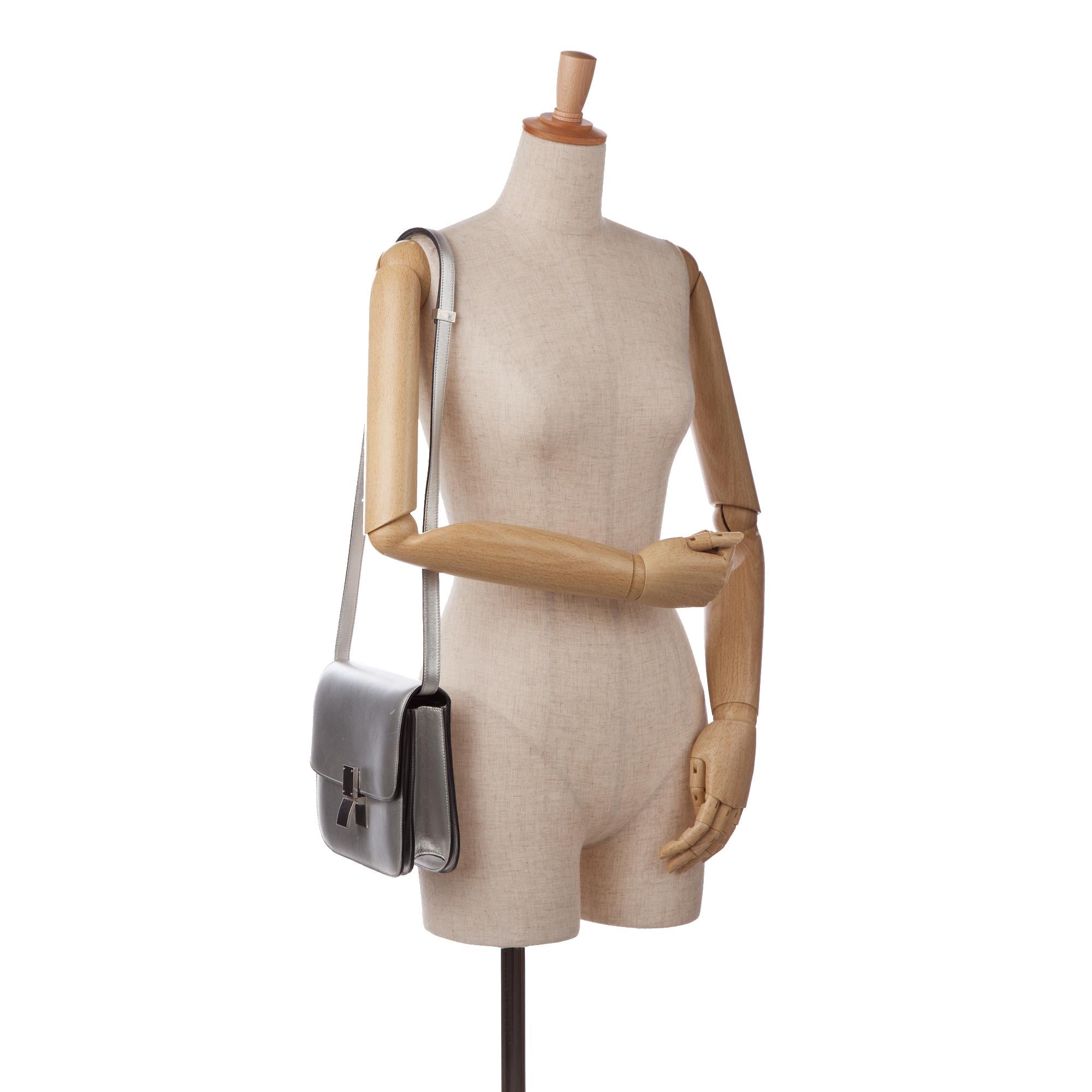 Celine Classic Box (SHG-lESNX4)