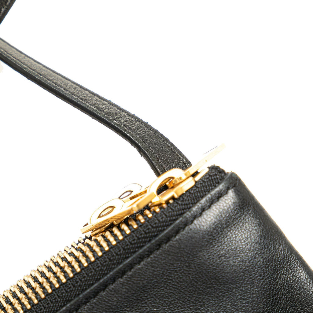 Celine Large Leather Trio Crossbody (SHG-OntI8d)