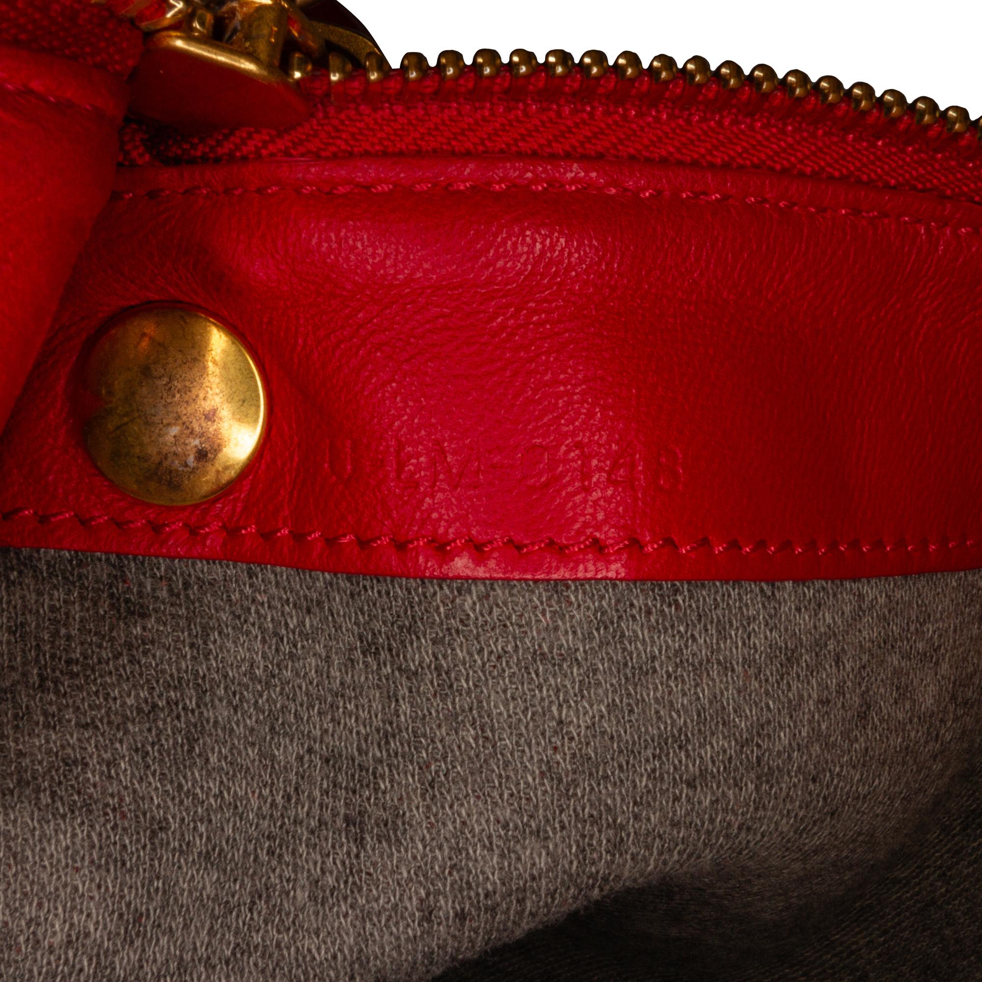 Celine Large Trio Crossbody Bag (SHG-xSW9Nu)