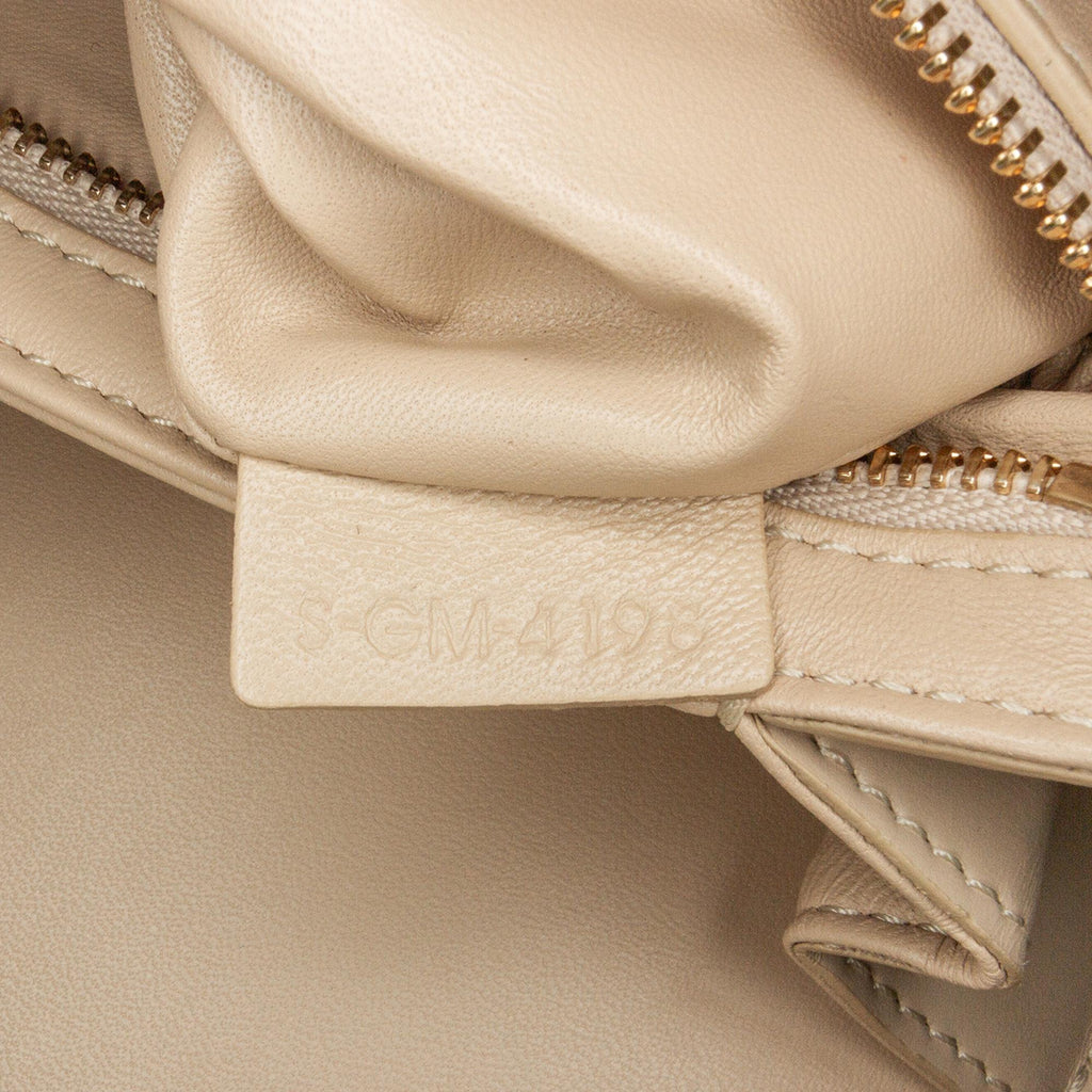 Celine Large Triomphe Crossbody Bag (SHG-wrAIvL)