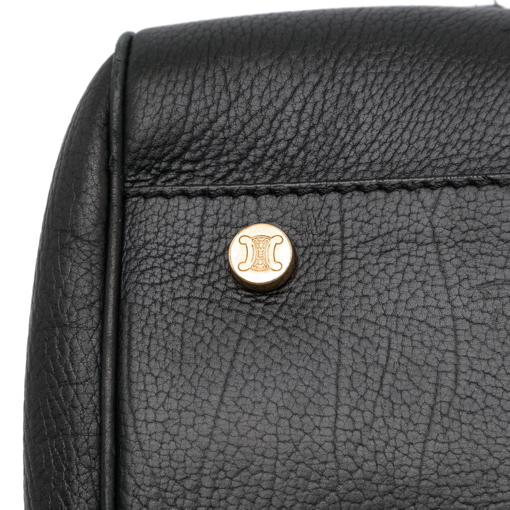 Celine Leather Handbag (SHG-vNTuaf)