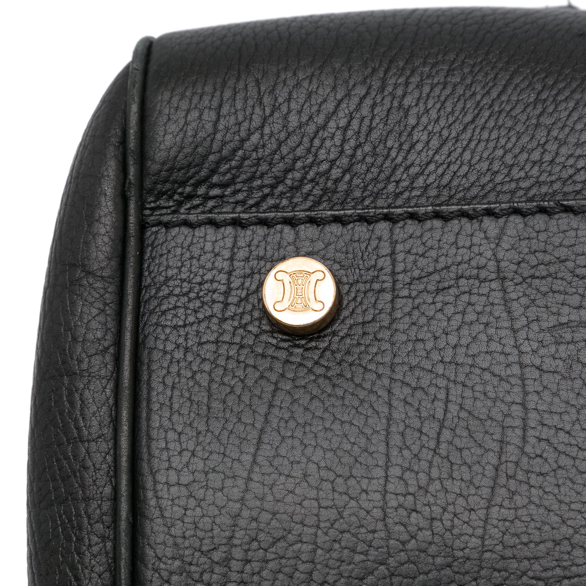 Celine Leather Handbag (SHG-vNTuaf)