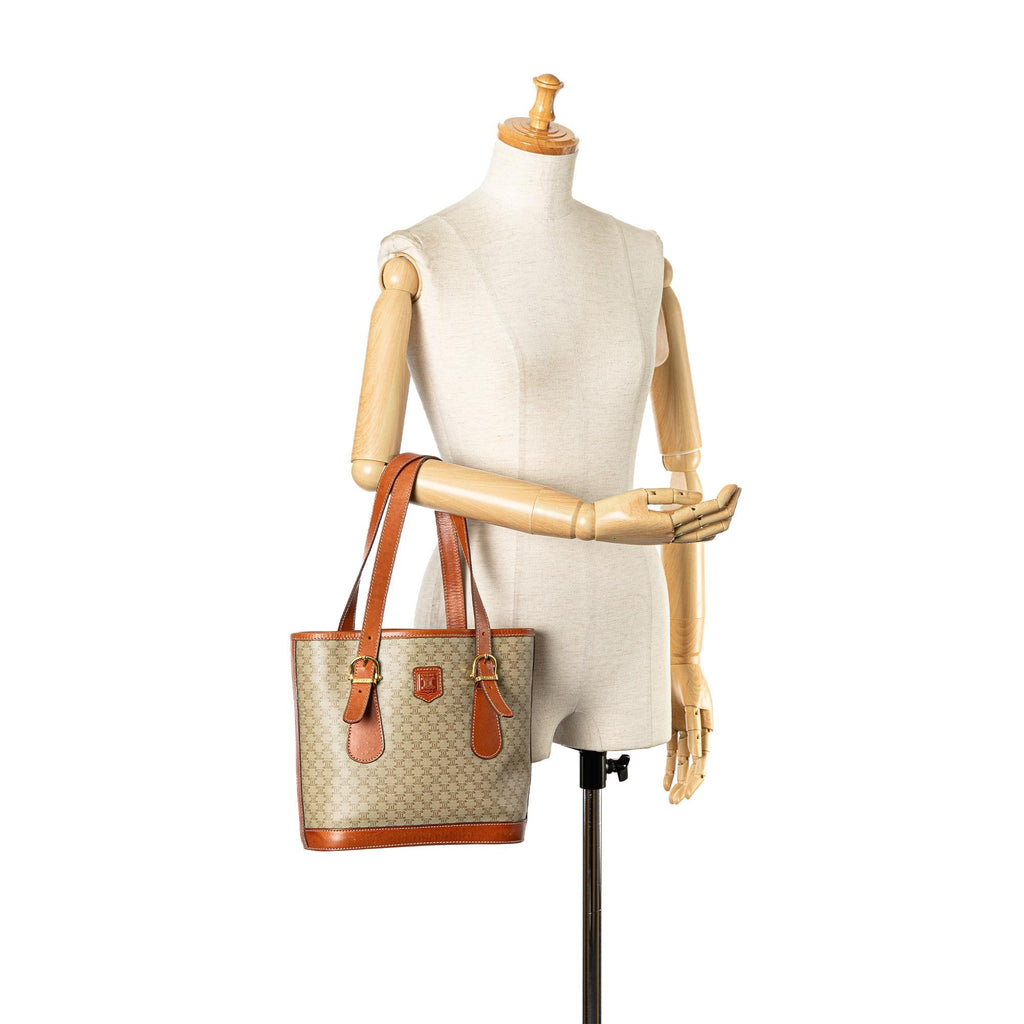 Celine Macadam Shoulder Bag (SHG-lhqJan)