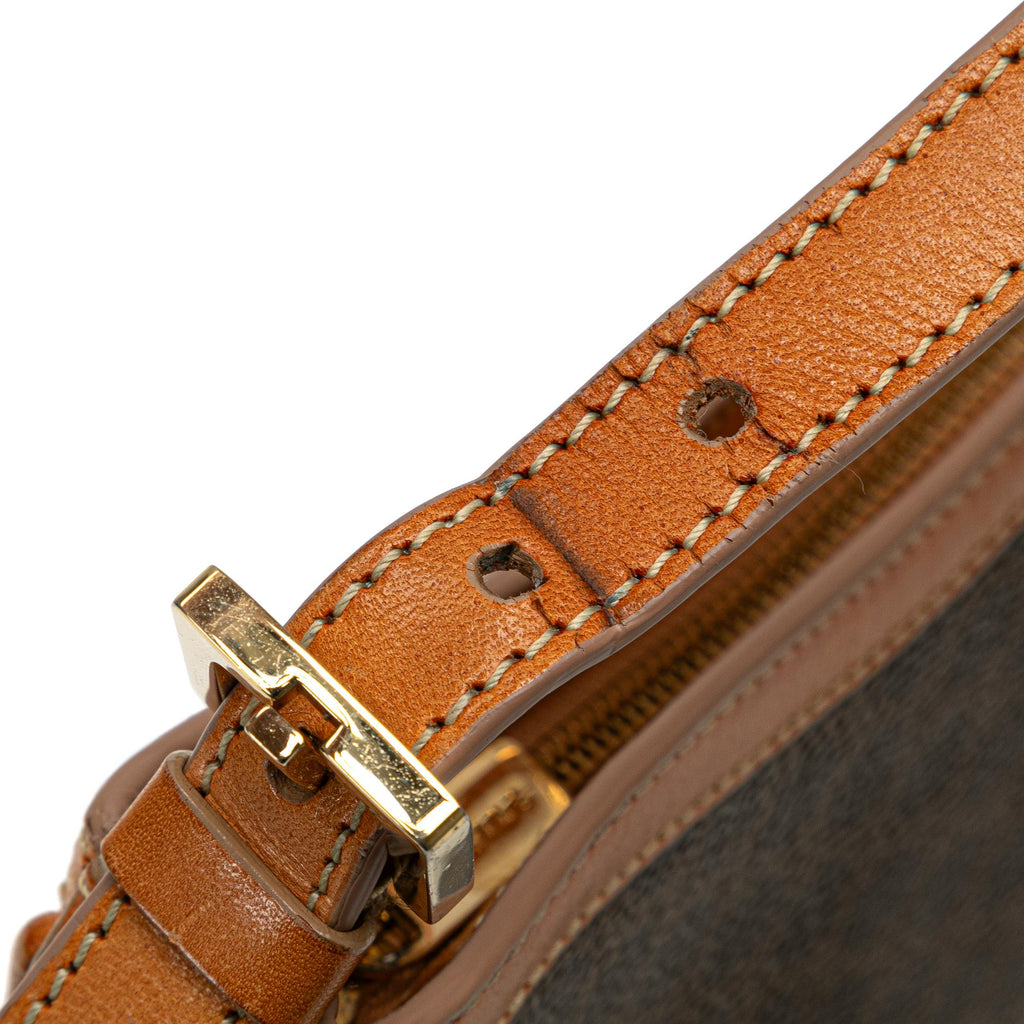 Celine Macadam Shoulder Bag (SHG-xDYepq)