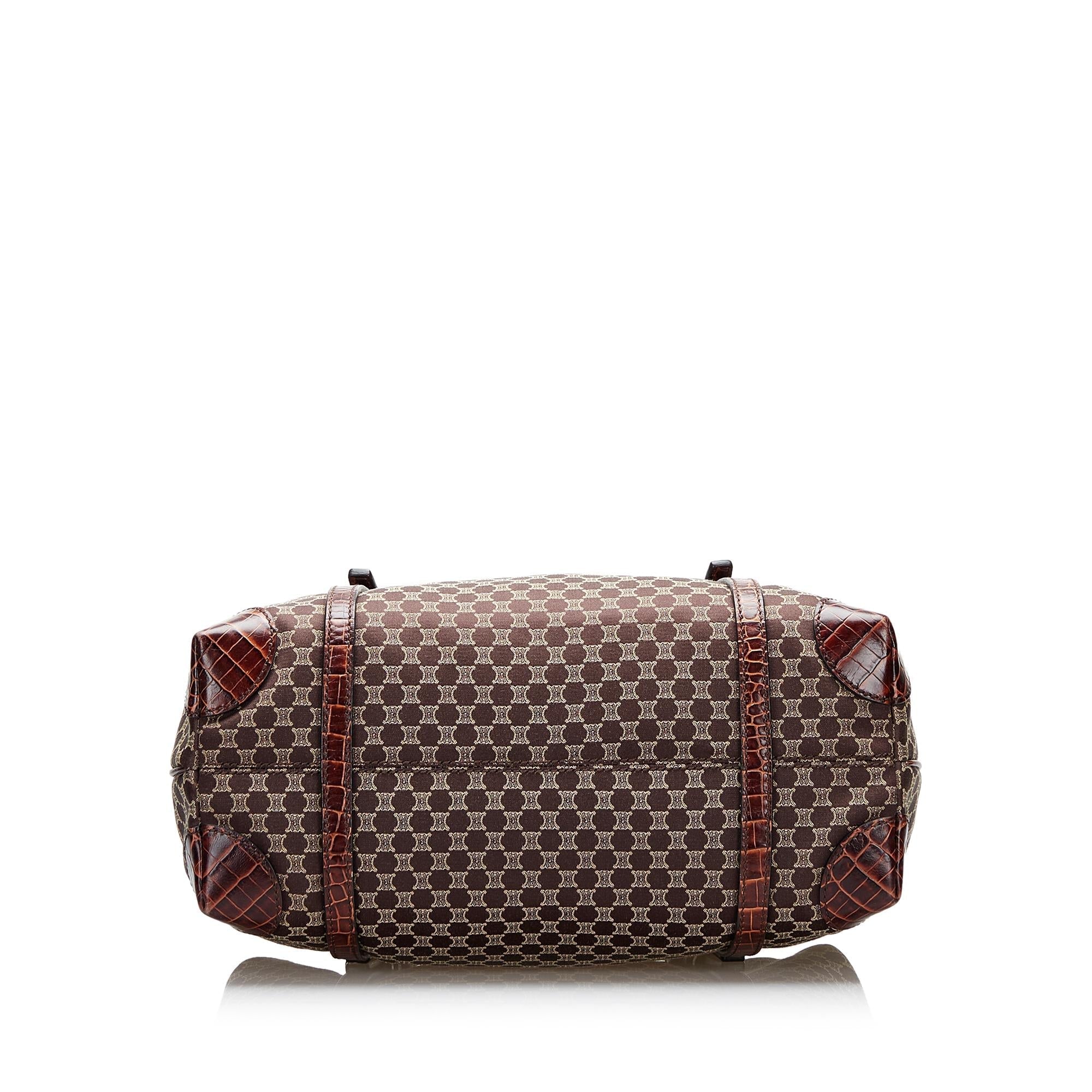 Celine Macadam Tote (SHG-zIfQh0)