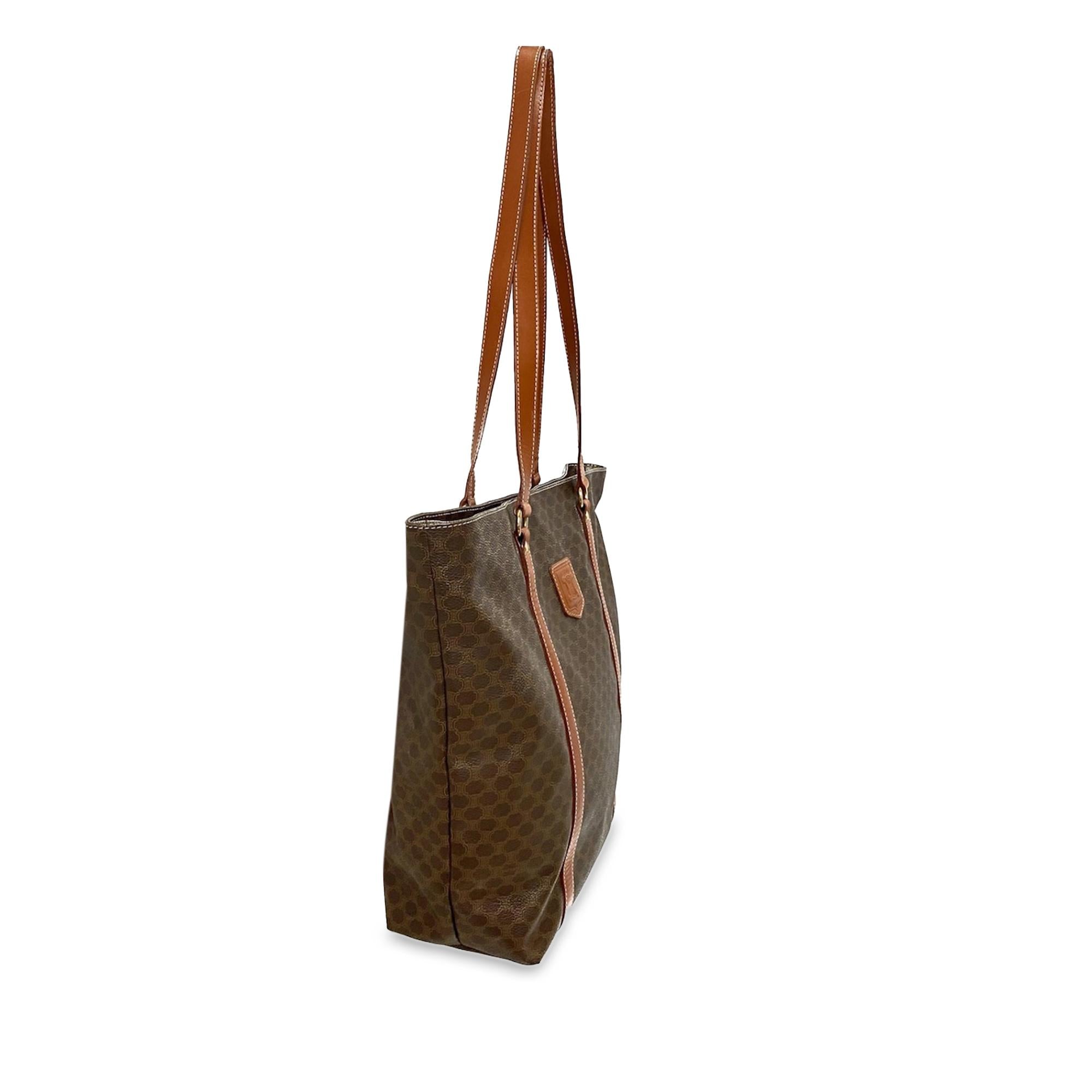 Celine Macadam Tote (SHG-cNynxl)