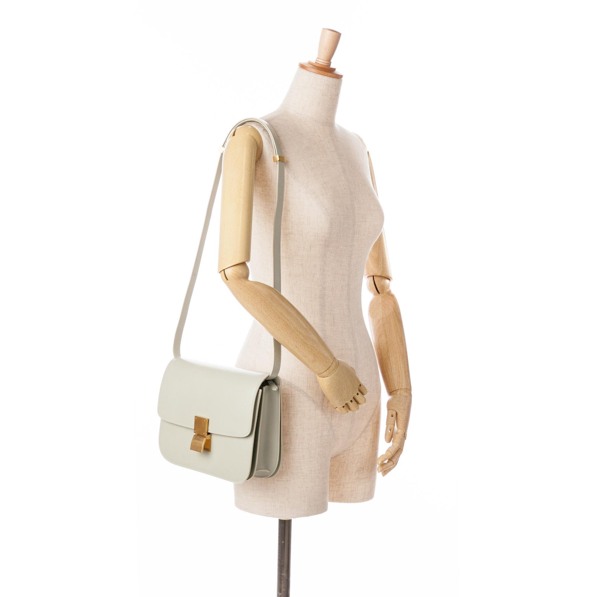 Celine Medium Calfskin Classic Box (SHG-7NU3BF)