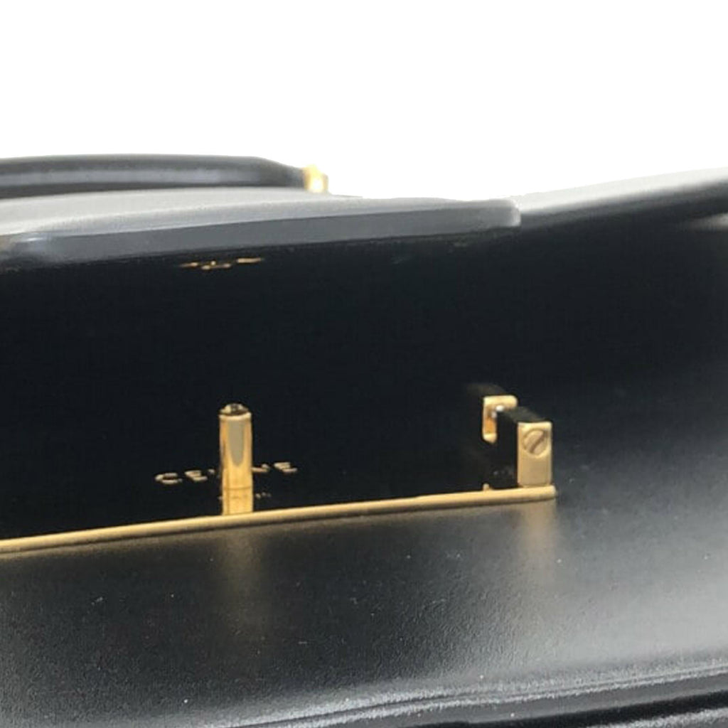 Celine Medium Chaine Maillon Triomphe Bag (SHG-xdLB0A)