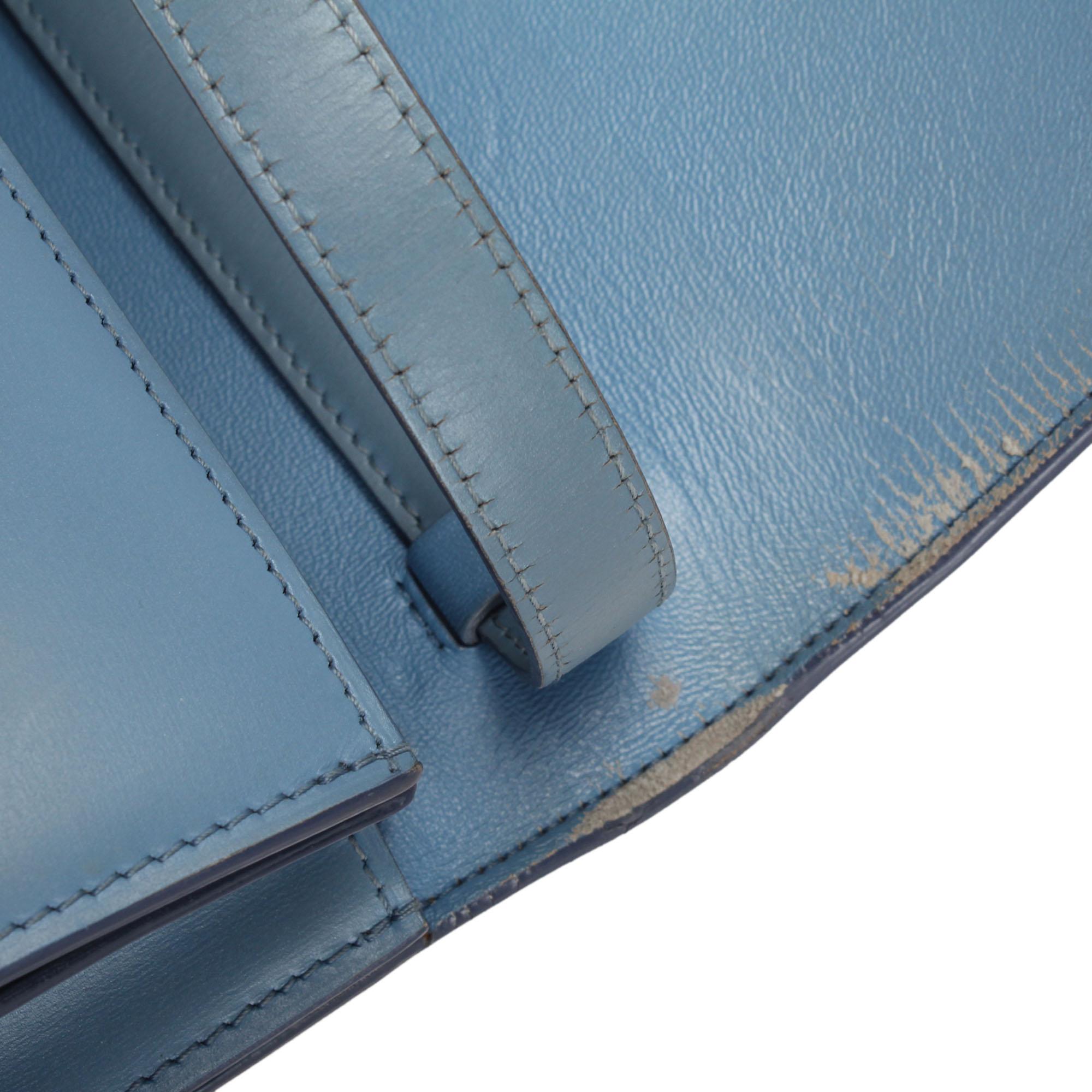 Celine Medium Classic Box (SHG-sc1aXk)