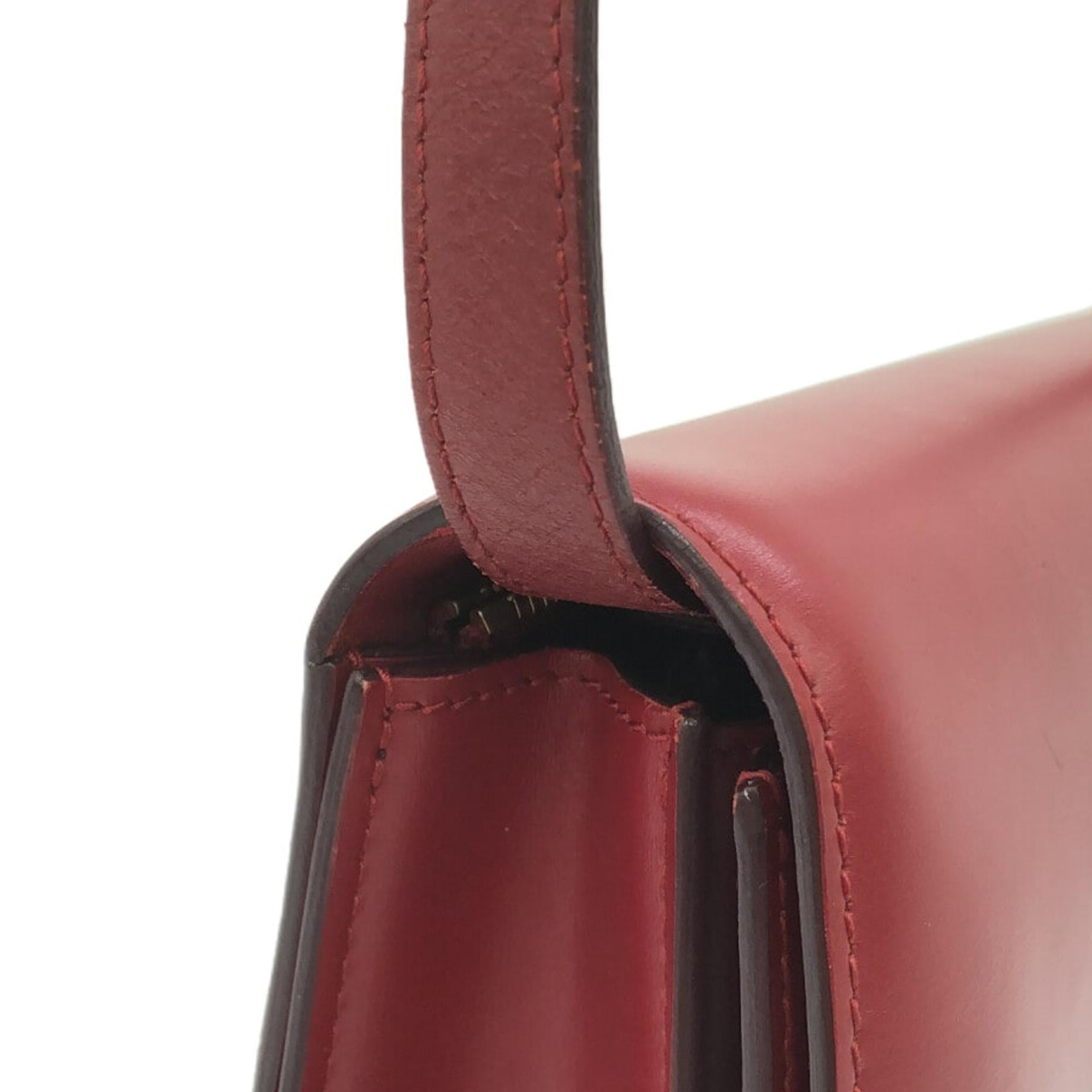 Celine Medium Classic Box (SHG-BEzzYc)