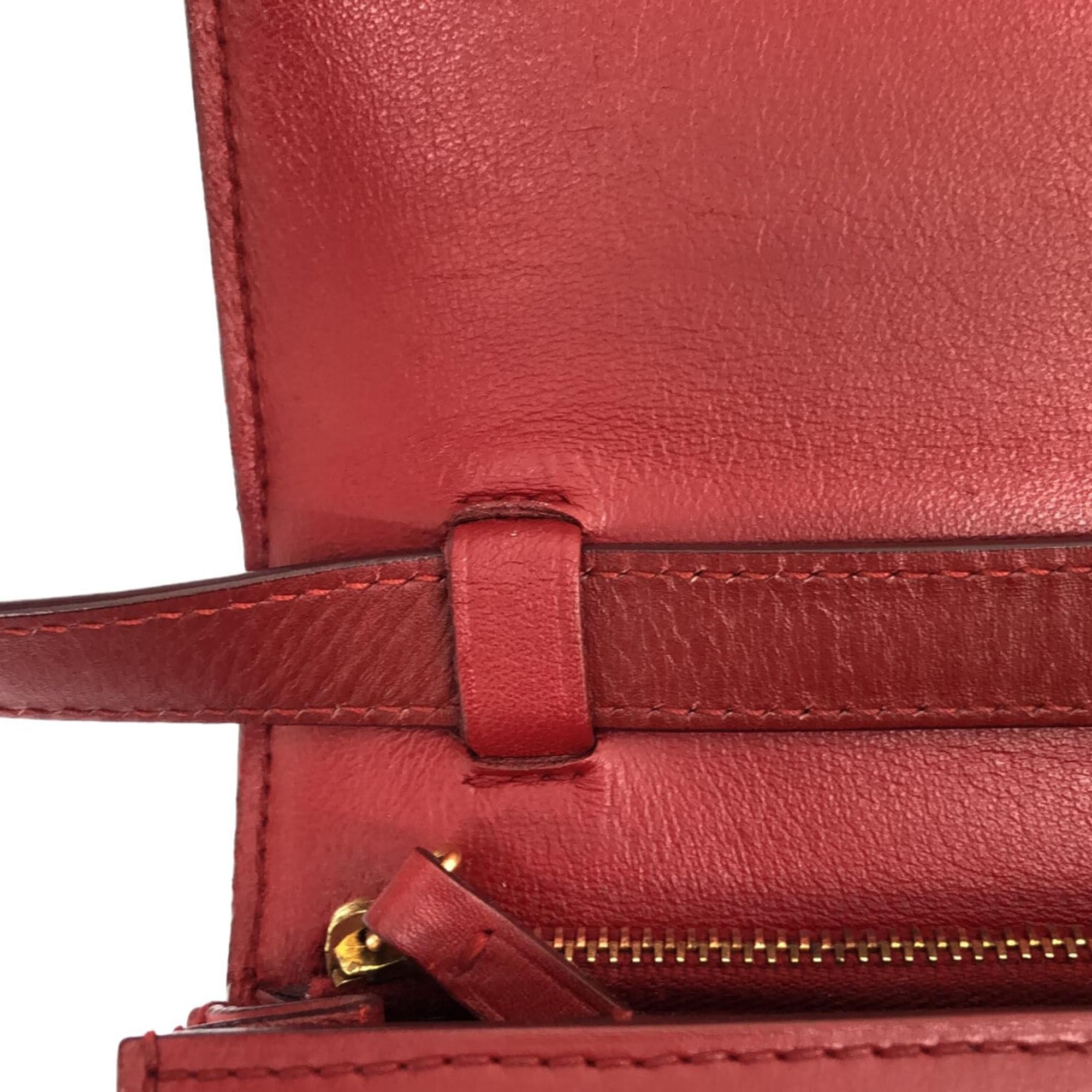 Celine Medium Classic Box (SHG-RsuGSi)