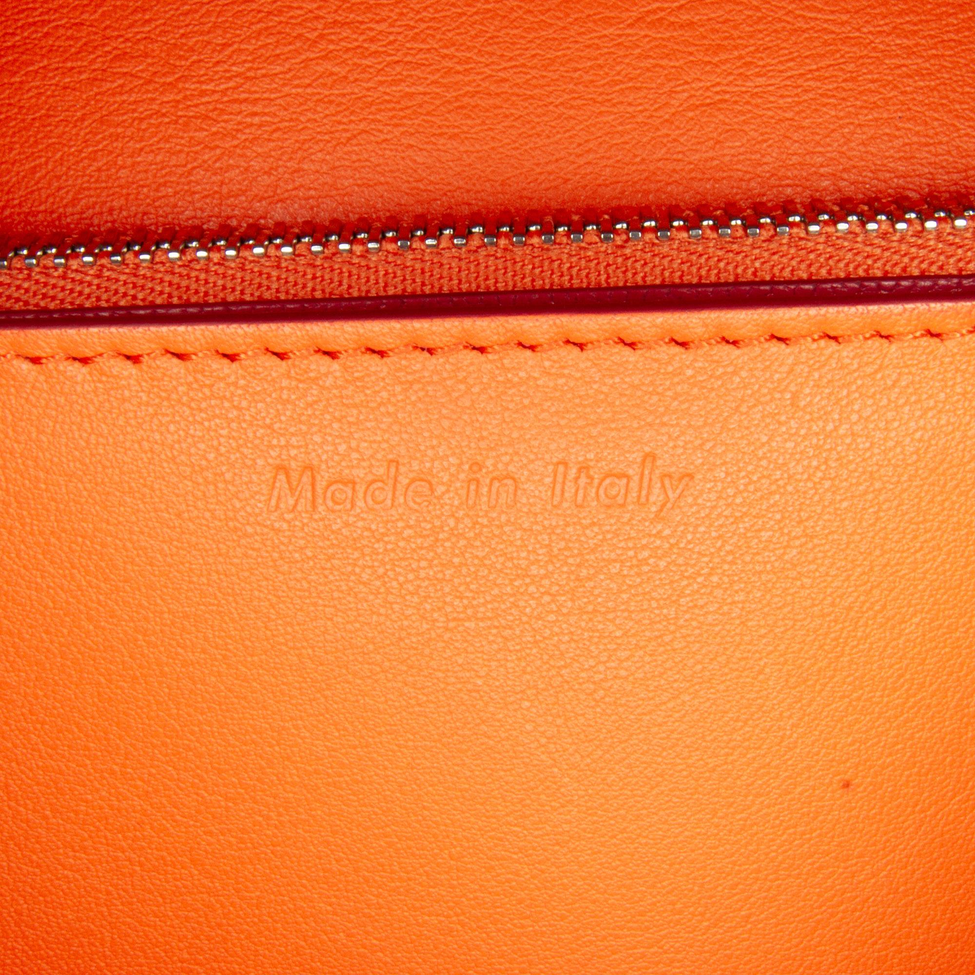 Celine Medium Classic Box (SHG-PKCcvl)
