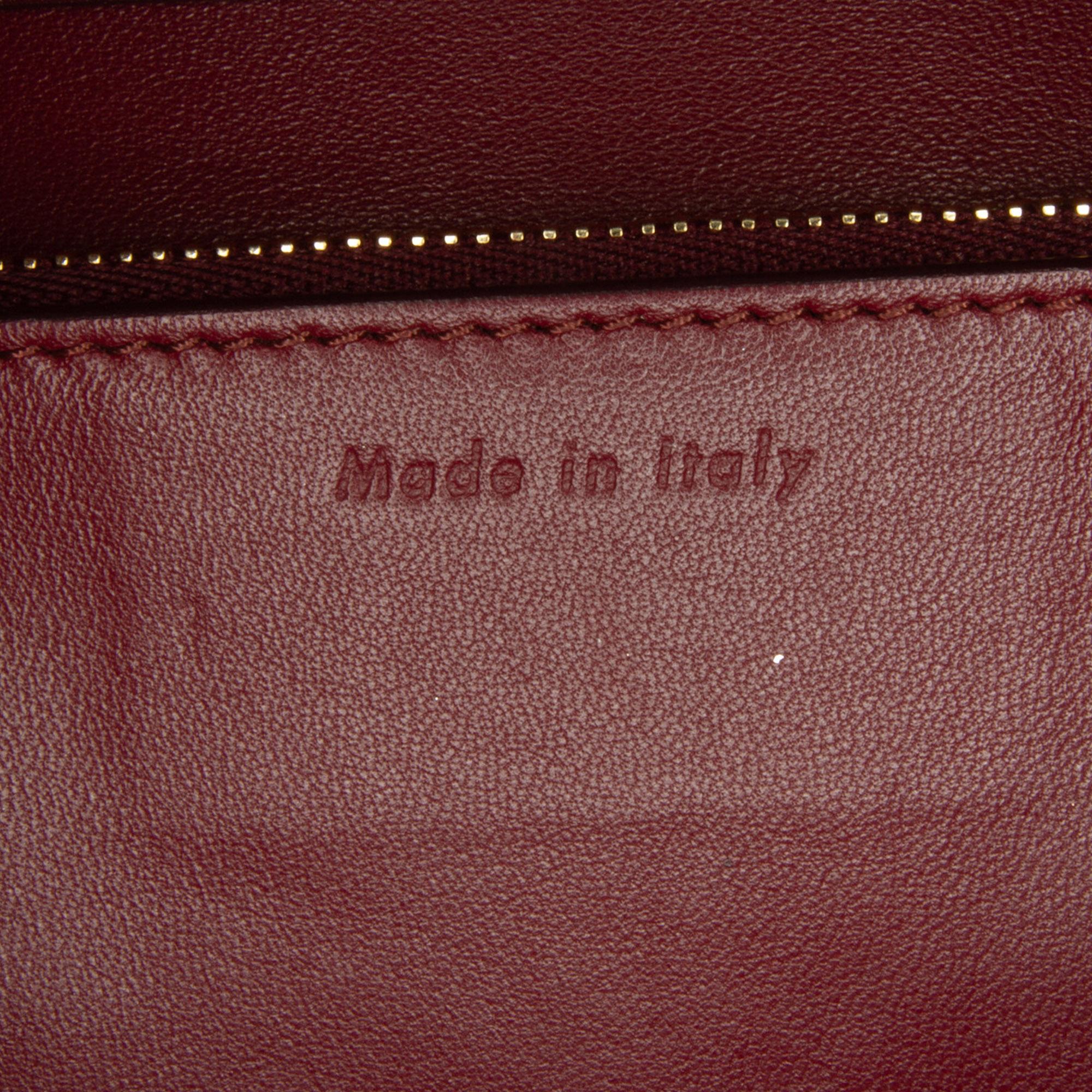 Celine Medium Classic Box (SHG-0APoUU)
