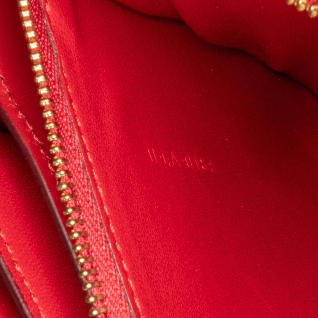 Celine Medium Classic Box (SHG-KXmcHl)