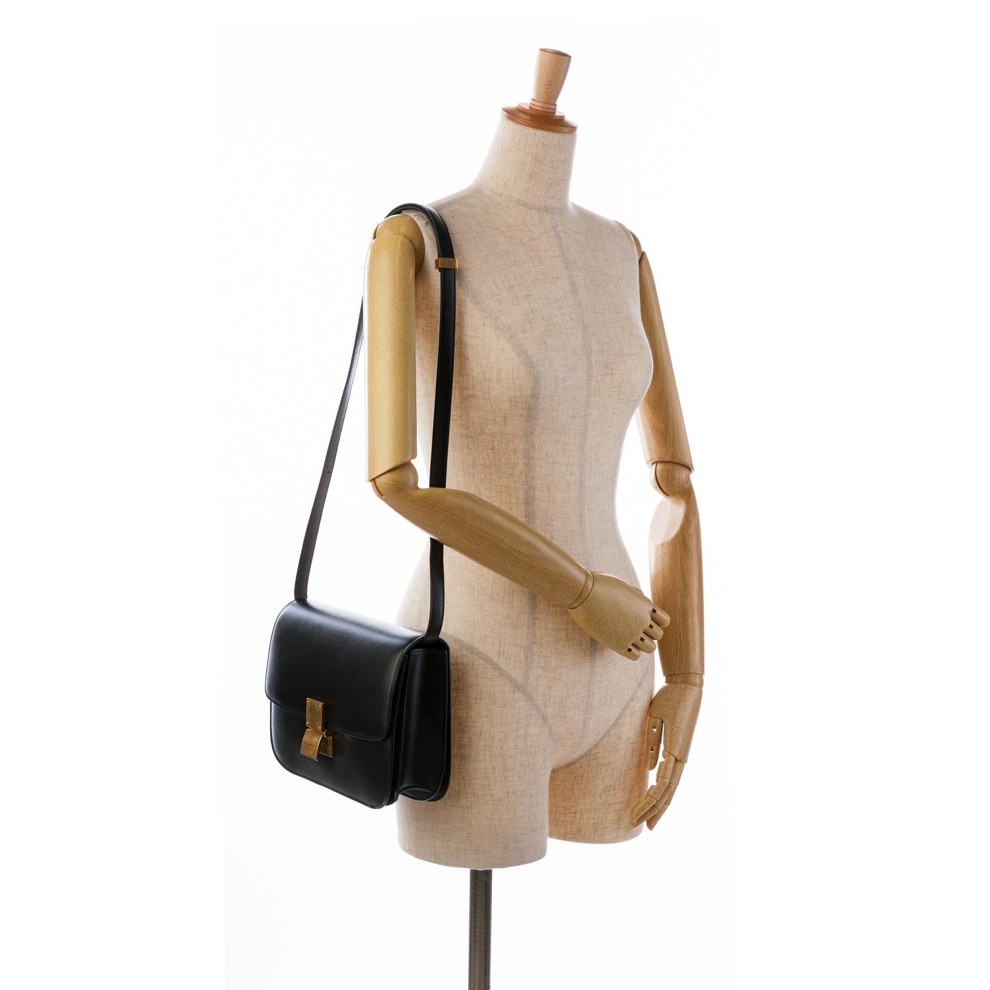Celine Medium Classic Box (SHG-JWSiUA)
