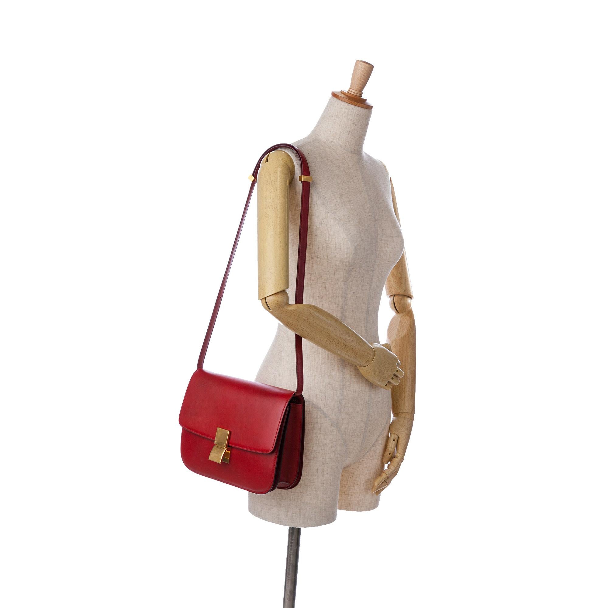 Celine Medium Classic Box (SHG-AlTP0g)