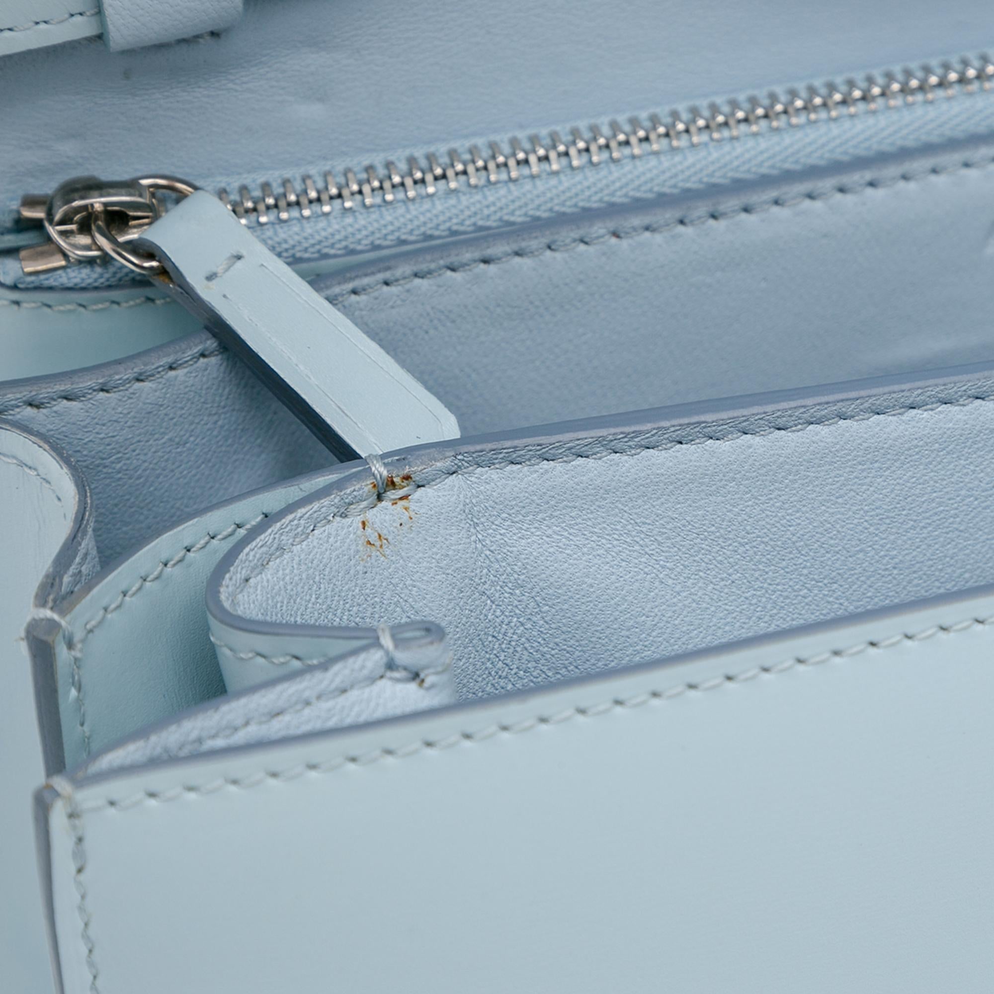 Celine Medium Classic Box (SHG-j0wxub)