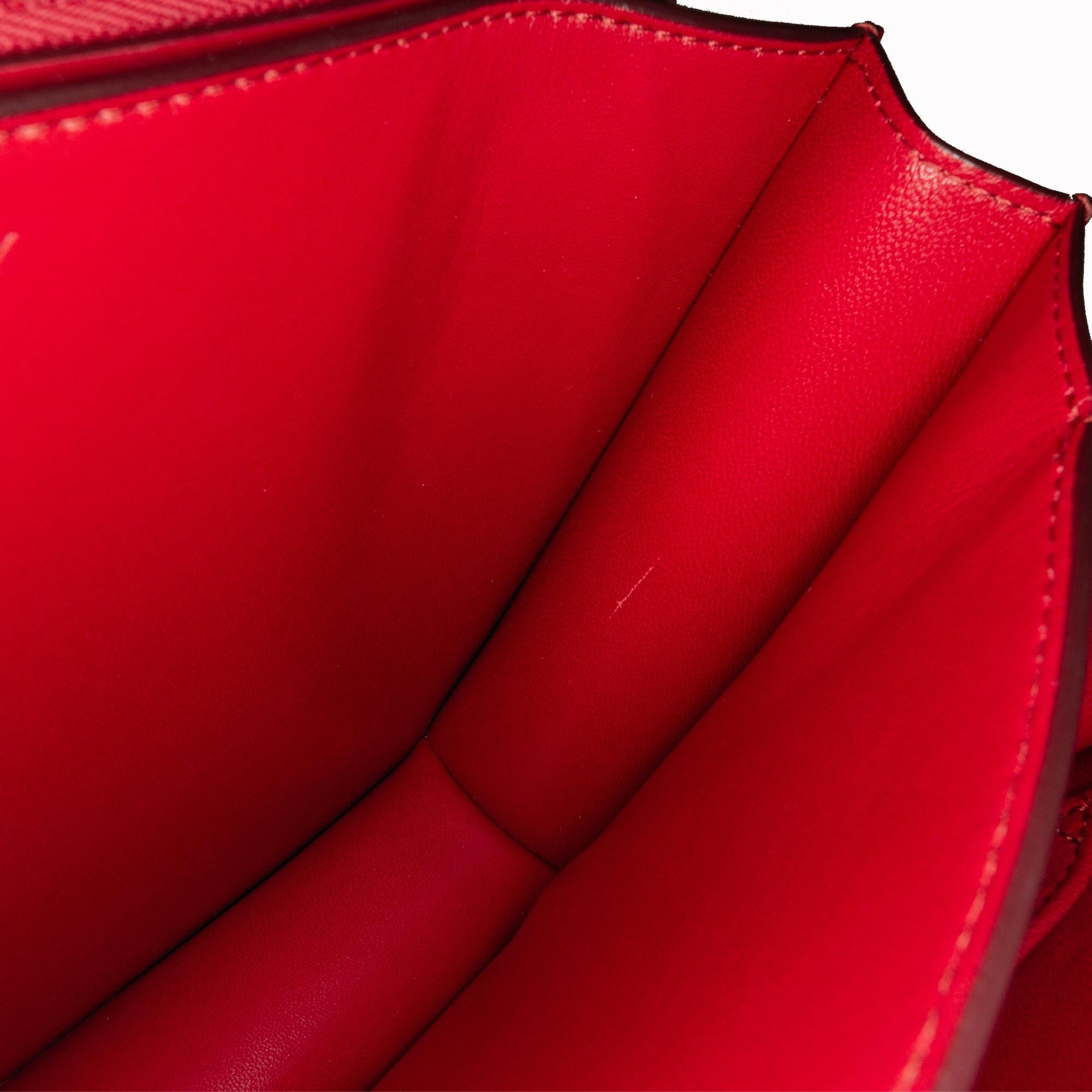 Celine Medium Classic Box (SHG-sizhA7)