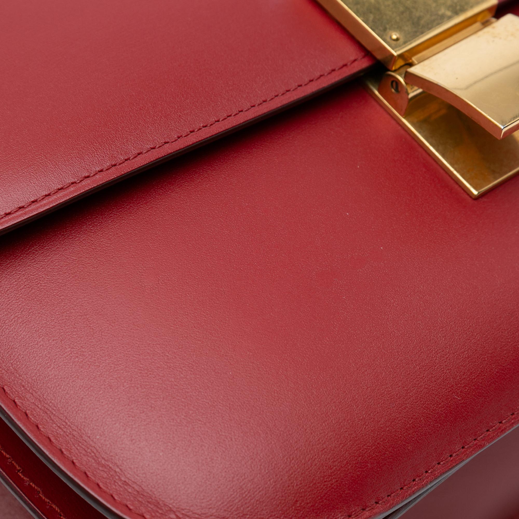 Celine Medium Classic Box (SHG-sizhA7)