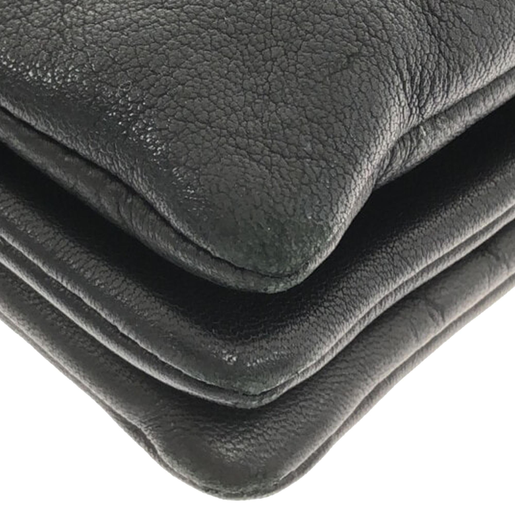 Celine Medium Trio Crossbody Bag (SHG-iLf7kI)