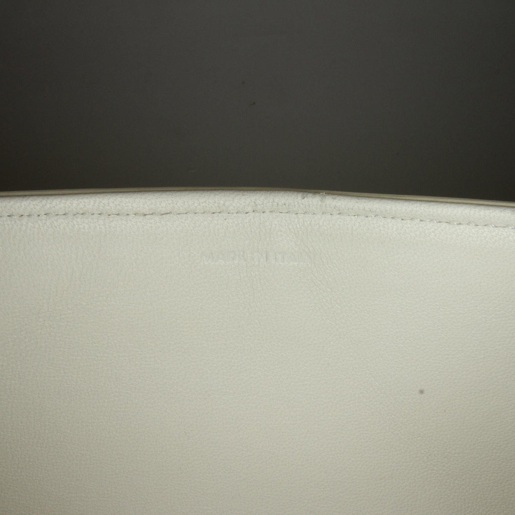Celine Medium Triomphe Crossbody Bag (SHG-sCwzzx)