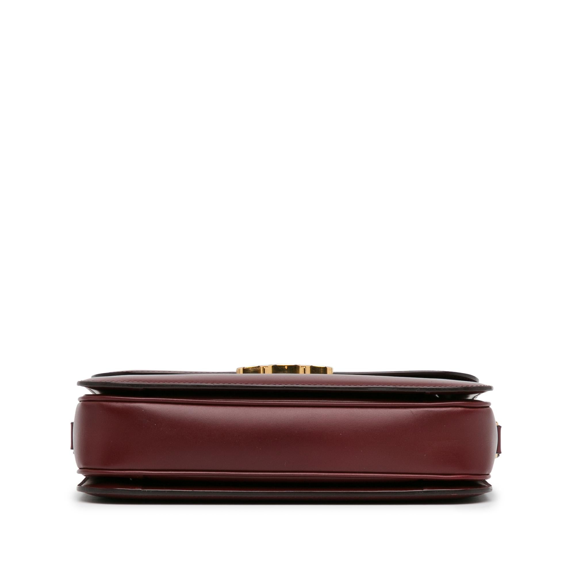 Celine Medium Triomphe Crossbody Bag (SHG-ewHuBe)