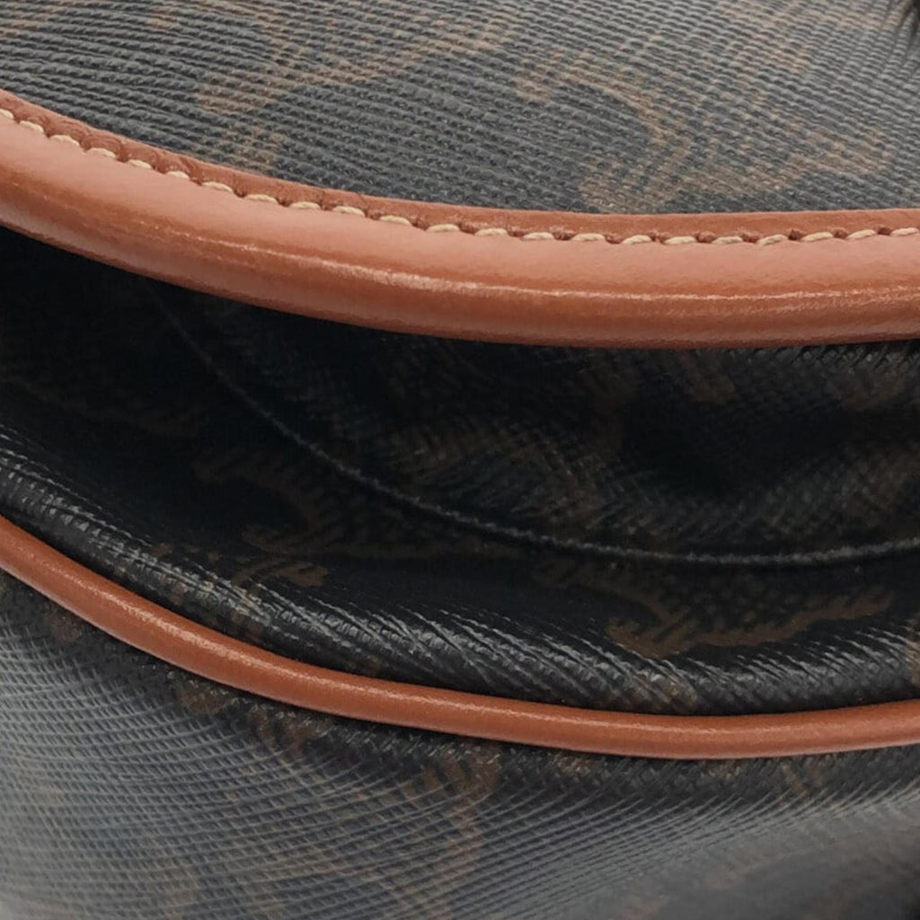 Celine Medium Triomphe Folco Bag (SHG-M1V5DB)
