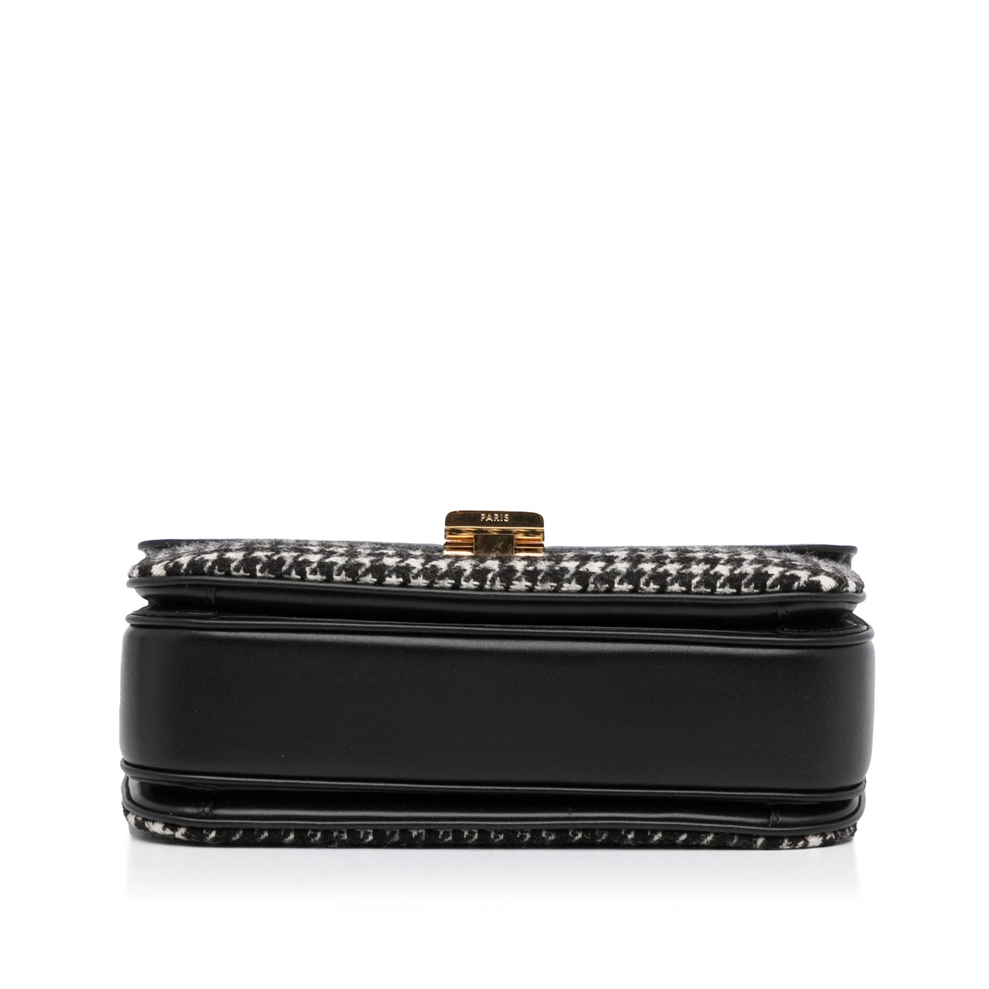 Celine Medium Tweed C Bag (SHG-JRxbTu)