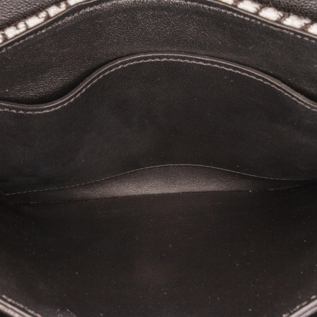 Celine Medium Tweed C Bag (SHG-JRxbTu)