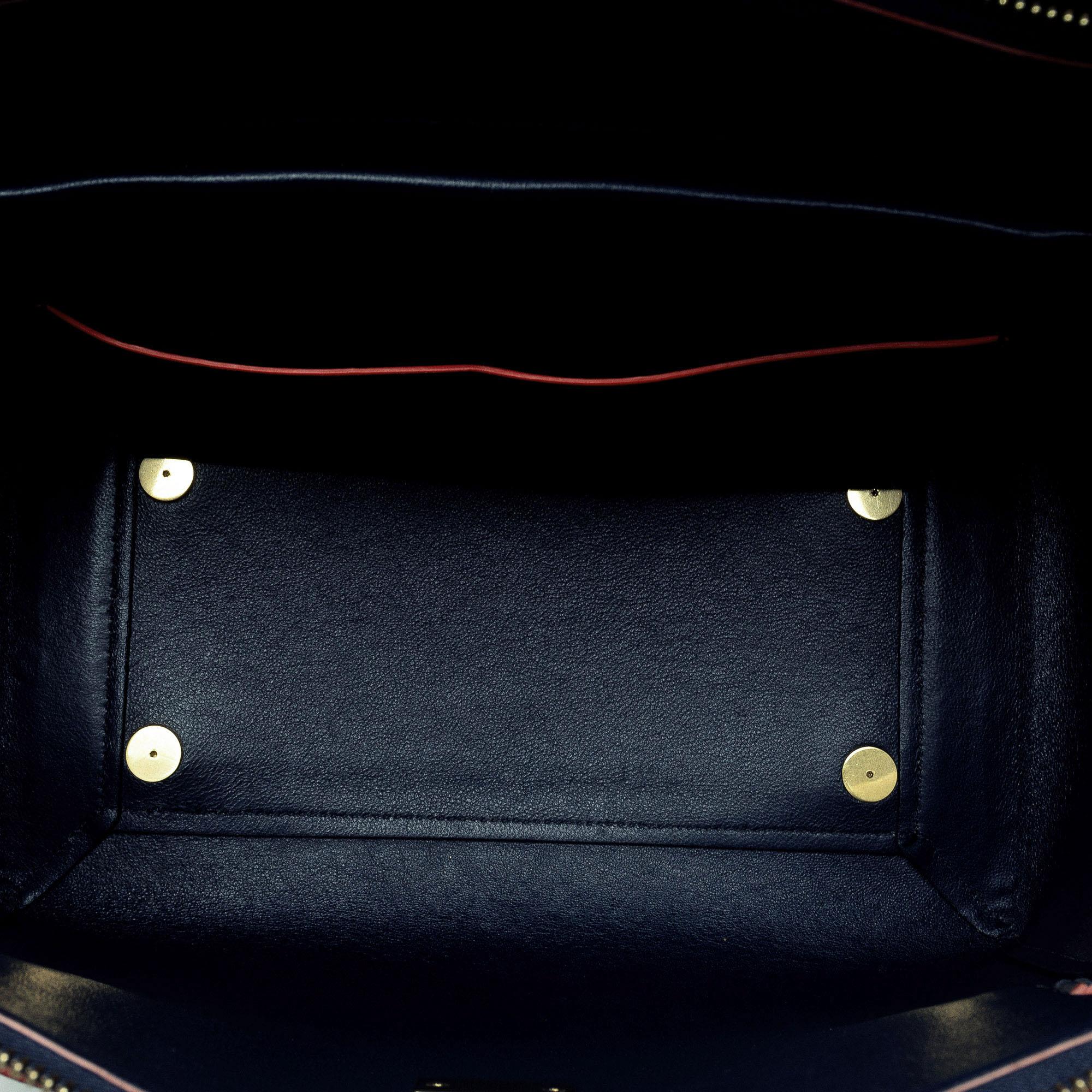 Celine Mini Belt Bag (SHG-ssr6kM)