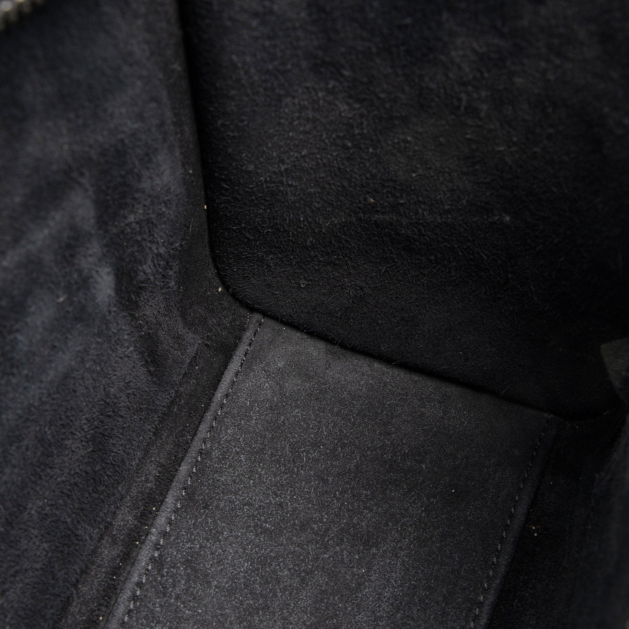 Celine Pebbled Leather Nano Luggage Tote (SHF-fk9HTz)