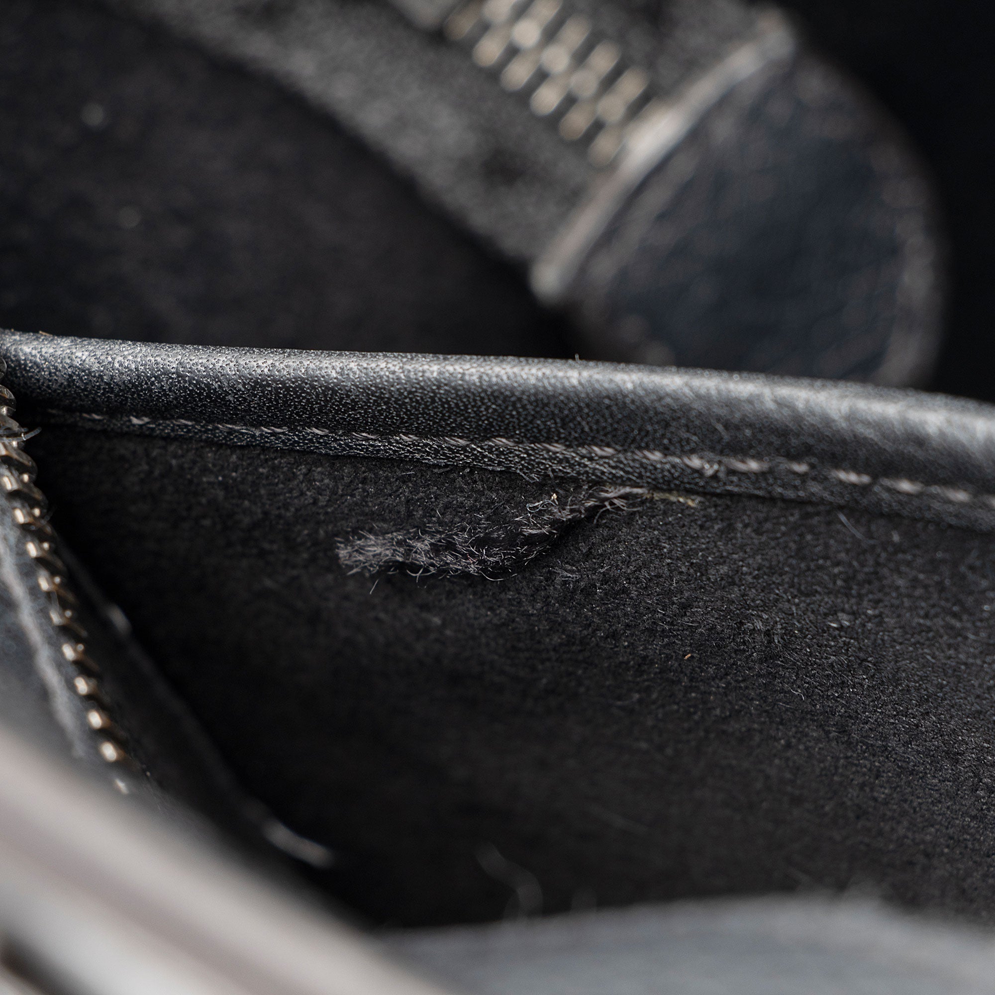 Celine Pebbled Leather Nano Luggage Tote (SHF-fk9HTz)
