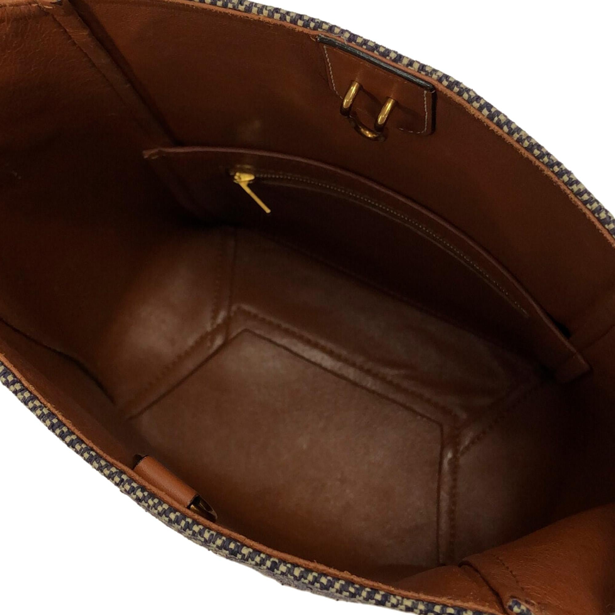 Celine Small Canvas Seau Sangle Bag (SHG-3H2IXf)