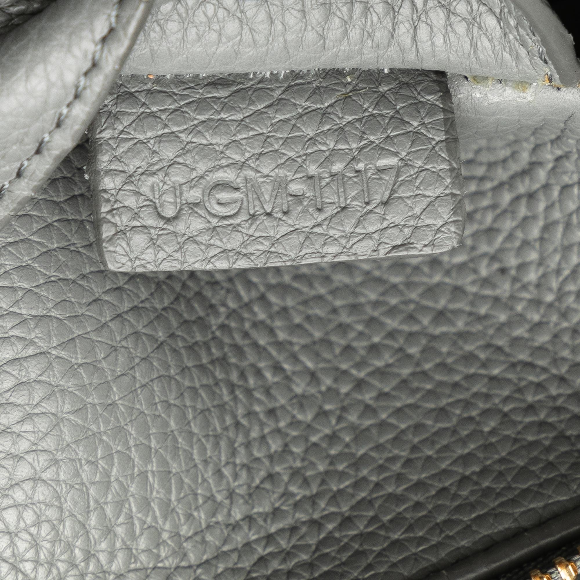 Celine Small Trifold Tote (SHG-swRLIx)