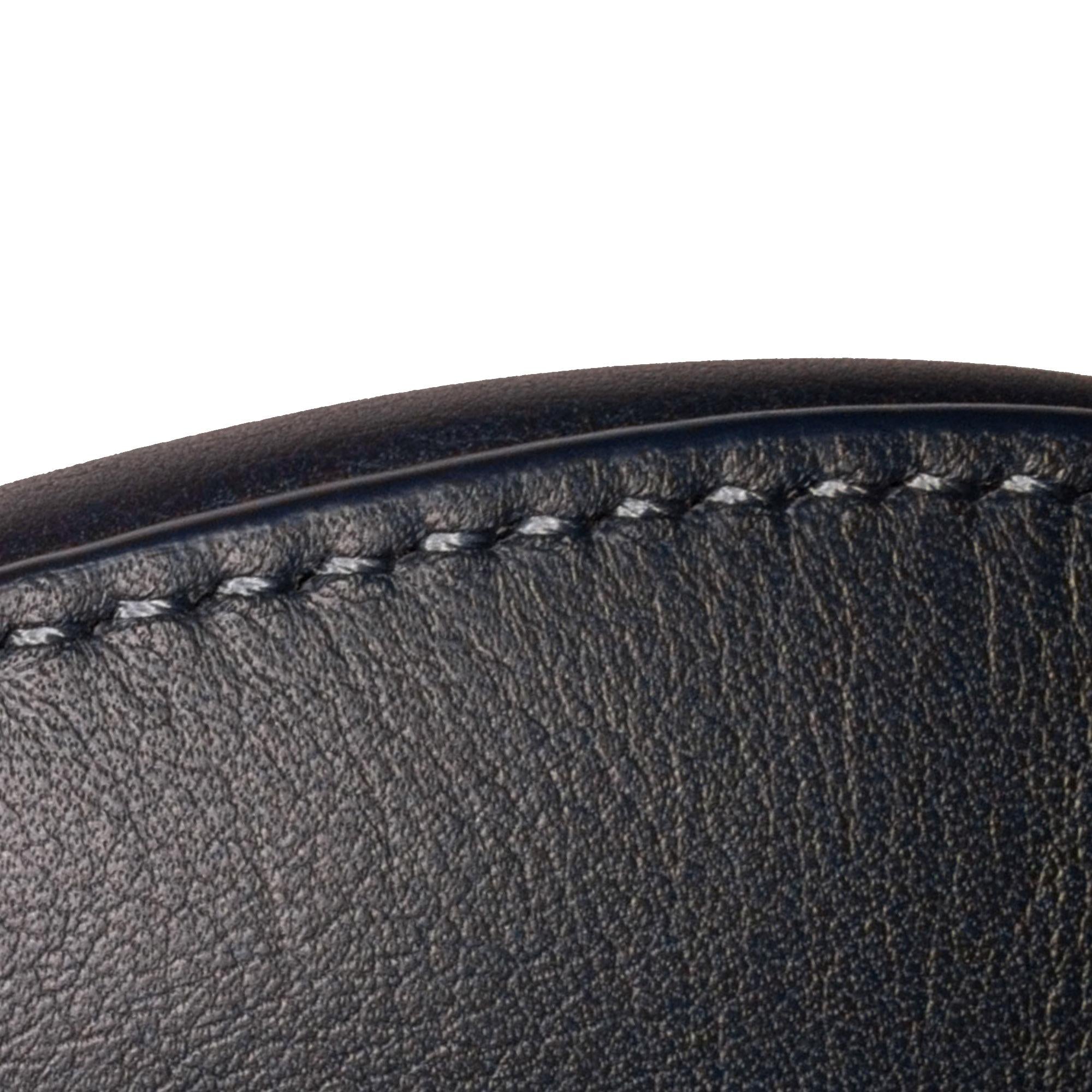 Celine Small Trotteur Crossbody Bag (SHG-kA0uqP)