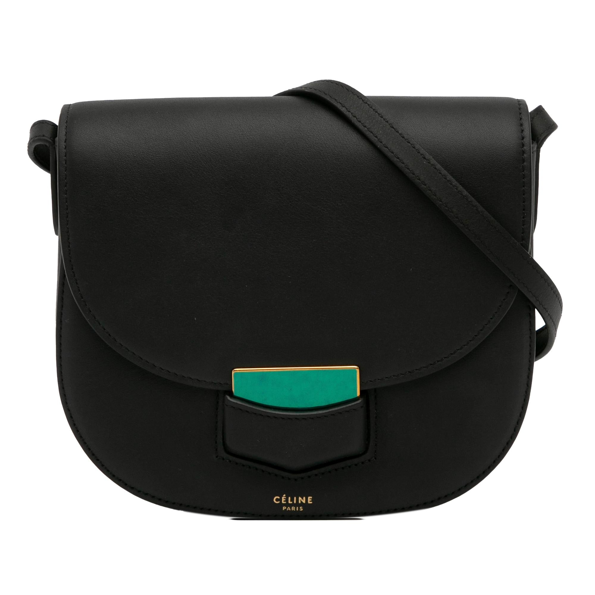 Celine Small Trotteur Crossbody Bag (SHG-EXwSgt)