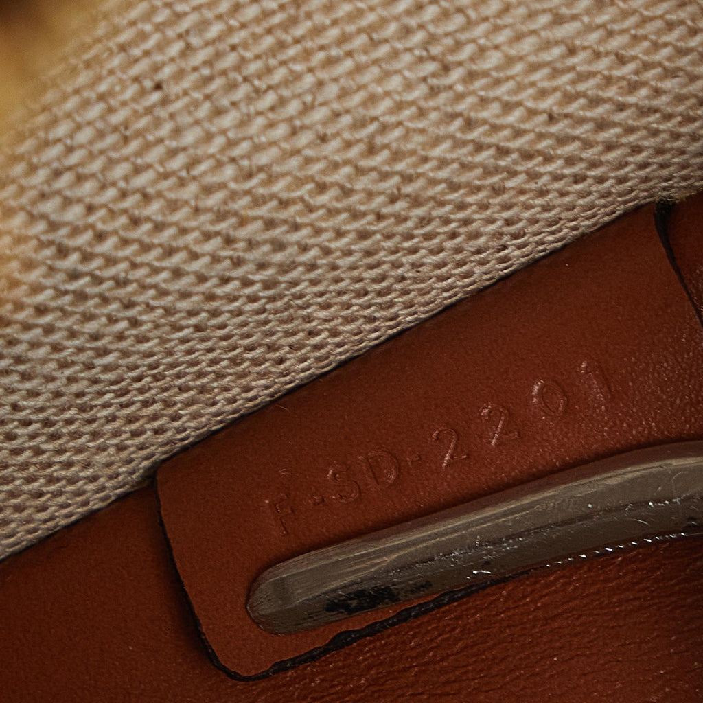 Celine Stripe Triomphe Clutch On Chain (SHG-5CjOmH)