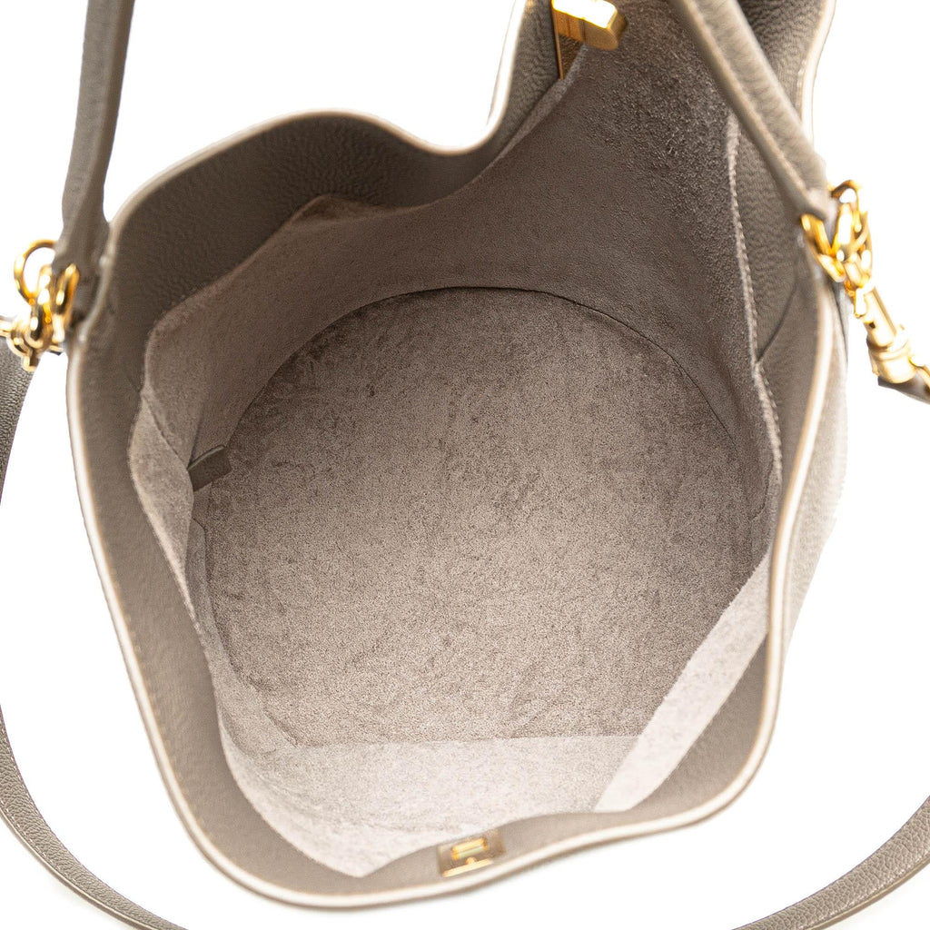 Celine Supple Grained Calfskin Bucket 16 (SHG-9GwFen)
