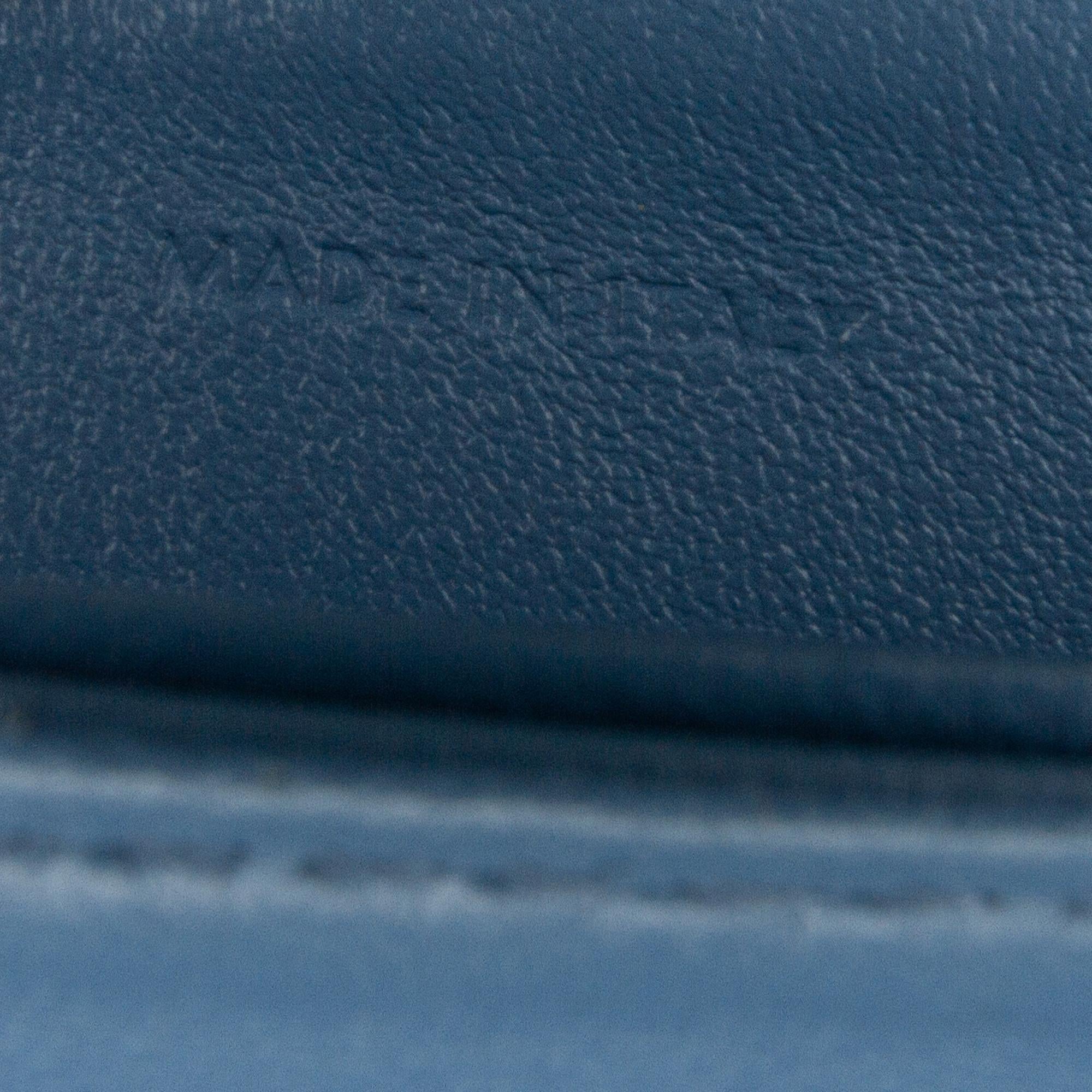 Celine Teen Triomphe Crossbody (SHG-aZSI24)