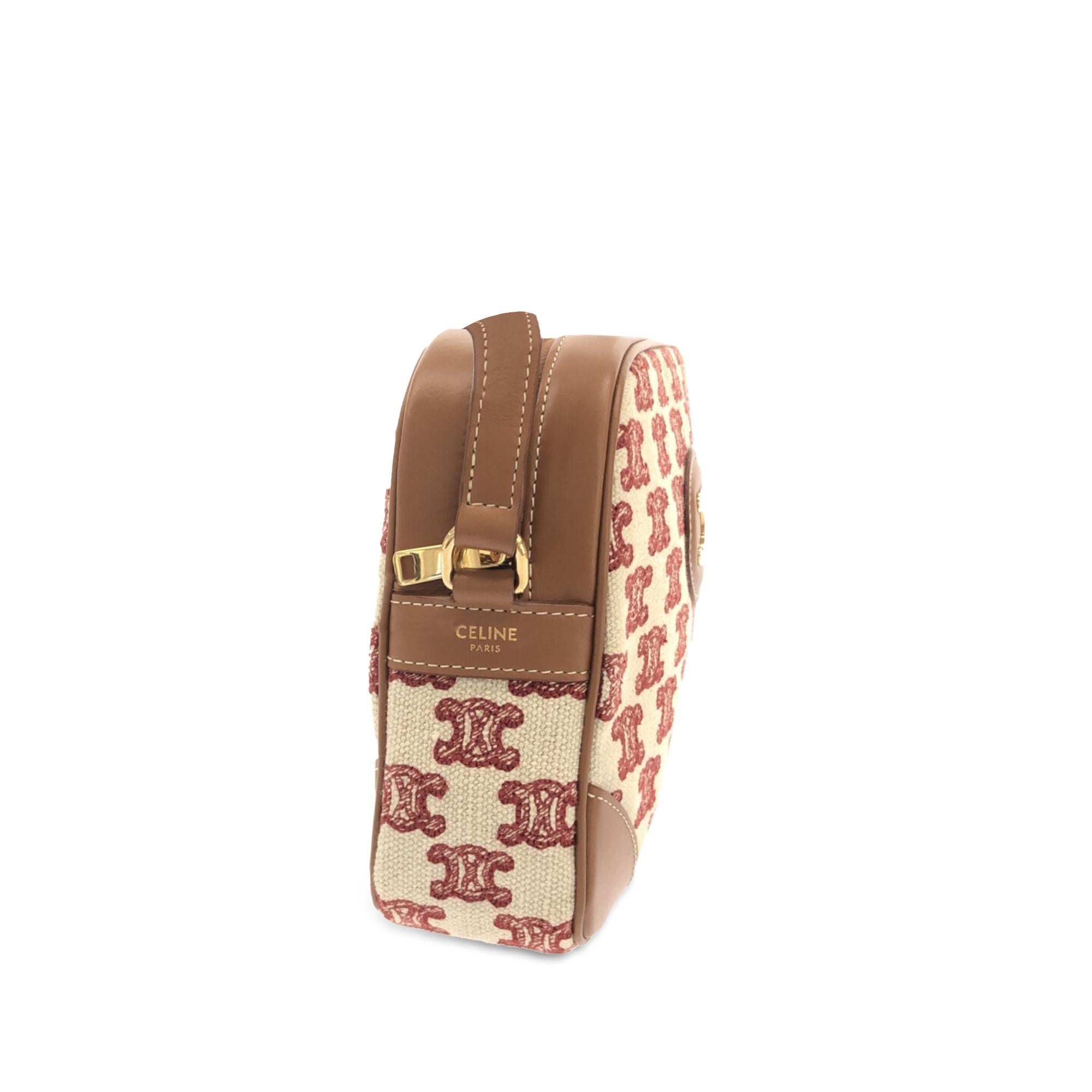 Celine Triomphe Canvas Camera Bag (SHG-L939Ua)