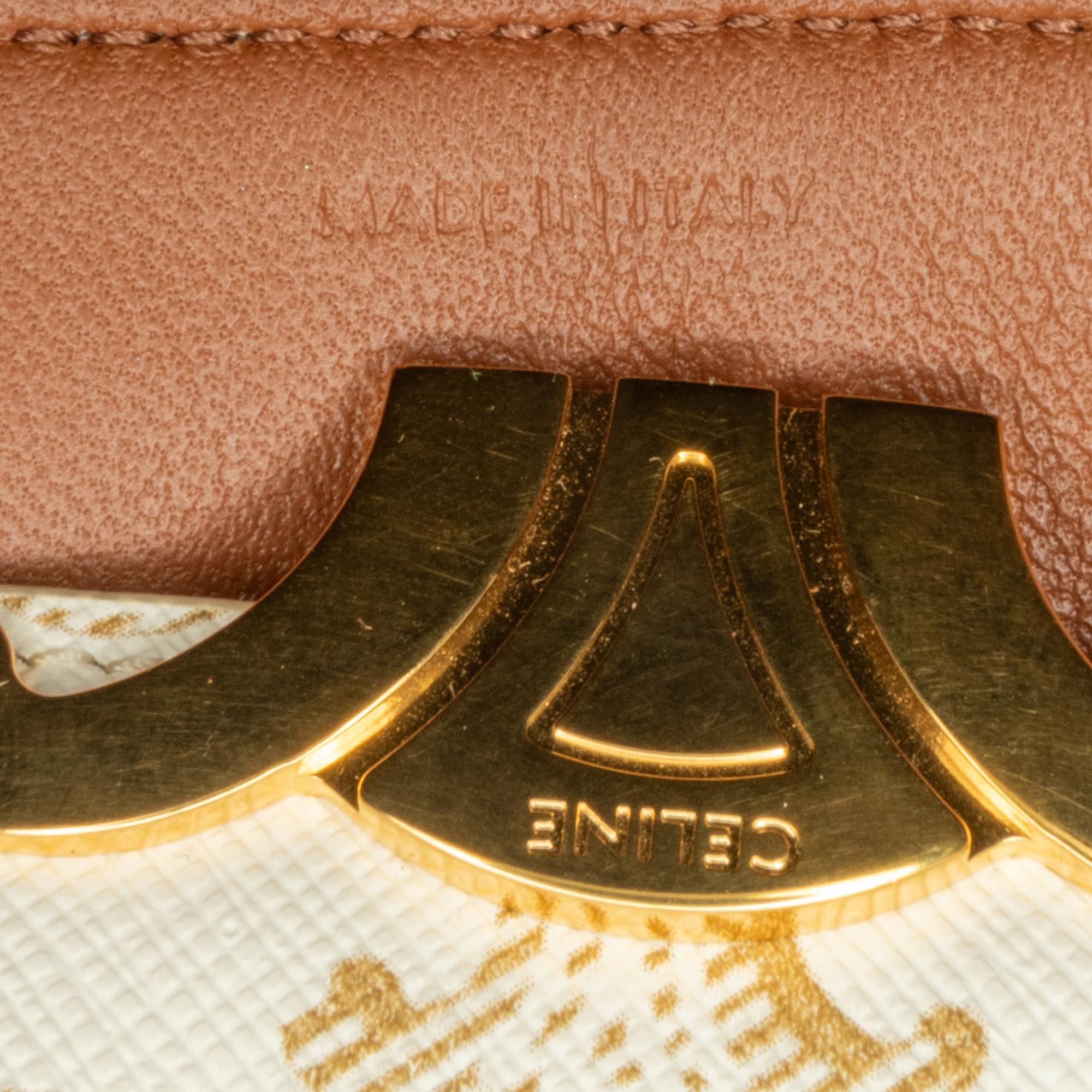 Celine Triomphe Claude Shoulder Bag (SHG-nRwJZJ)