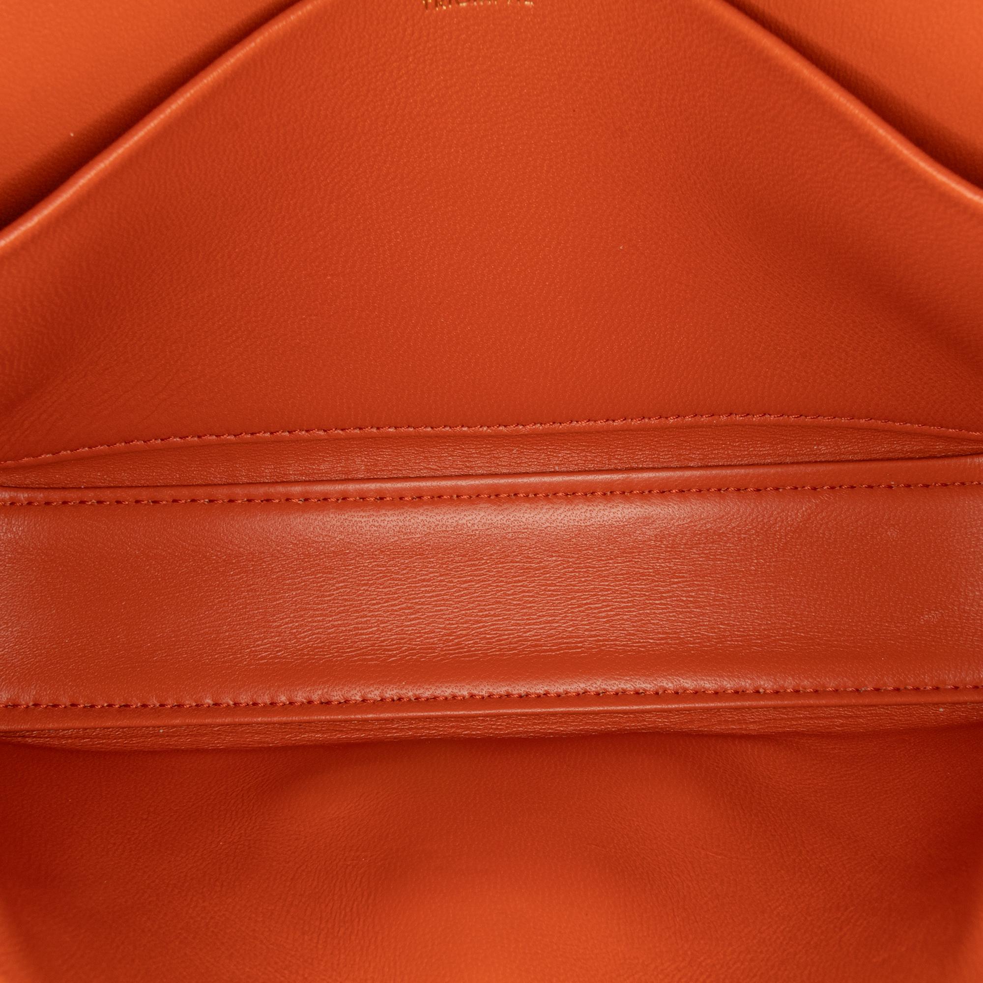 Celine Triomphe Claude Shoulder Bag (SHG-FofOf9)