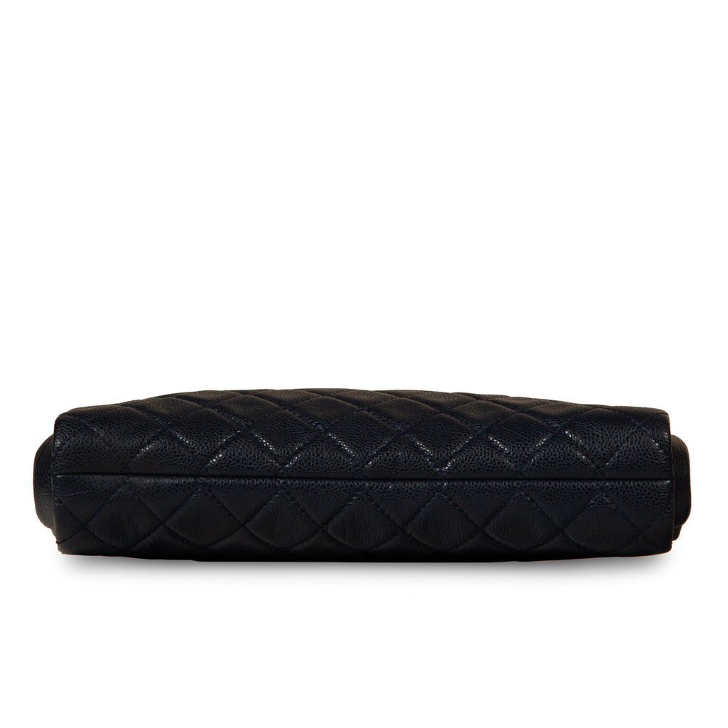 Chanel Classic CC Clutch - Caviar