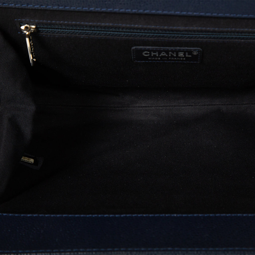 Chanel Classic CC Clutch - Caviar